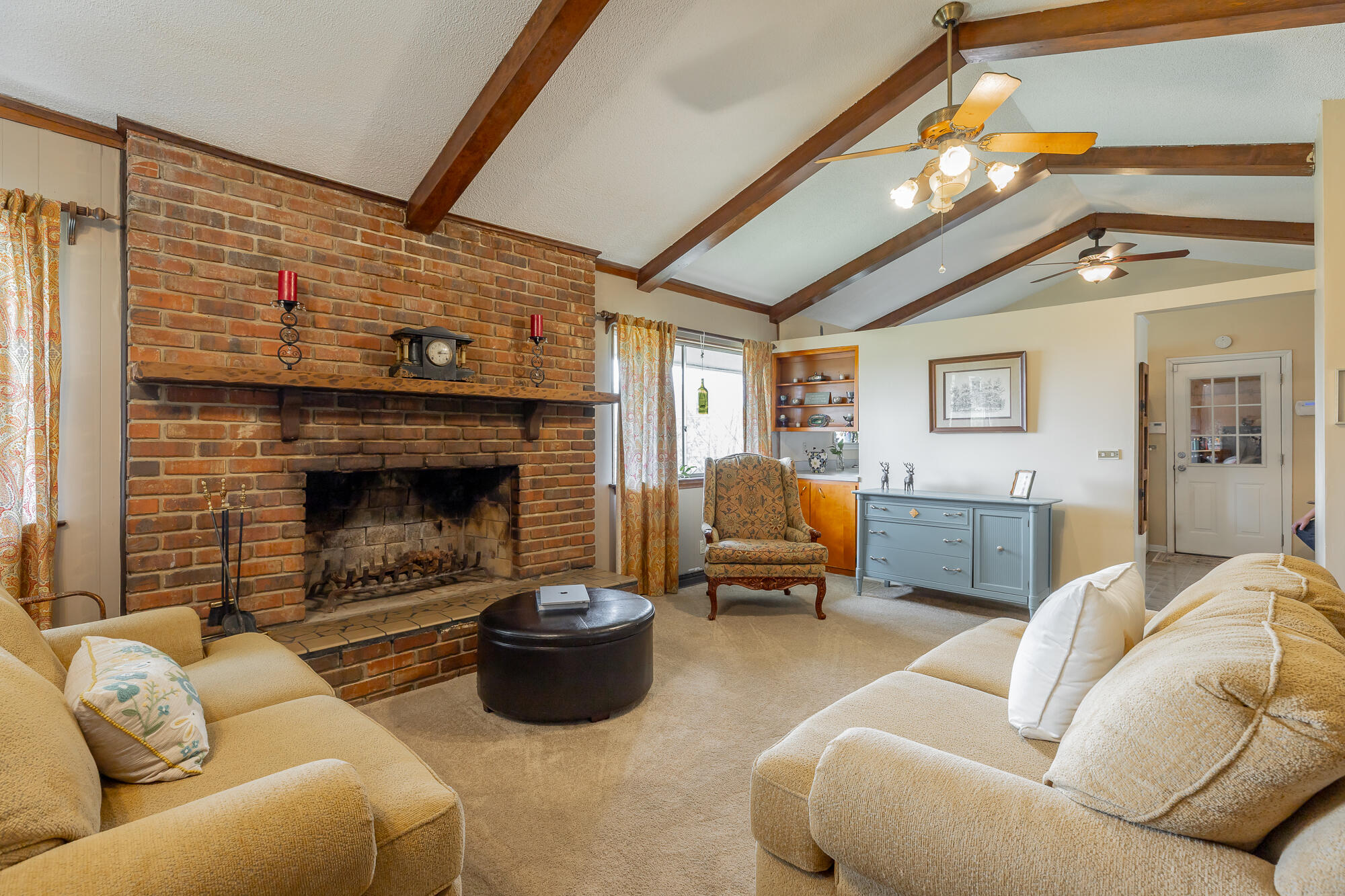 4812 Montcrest Circle