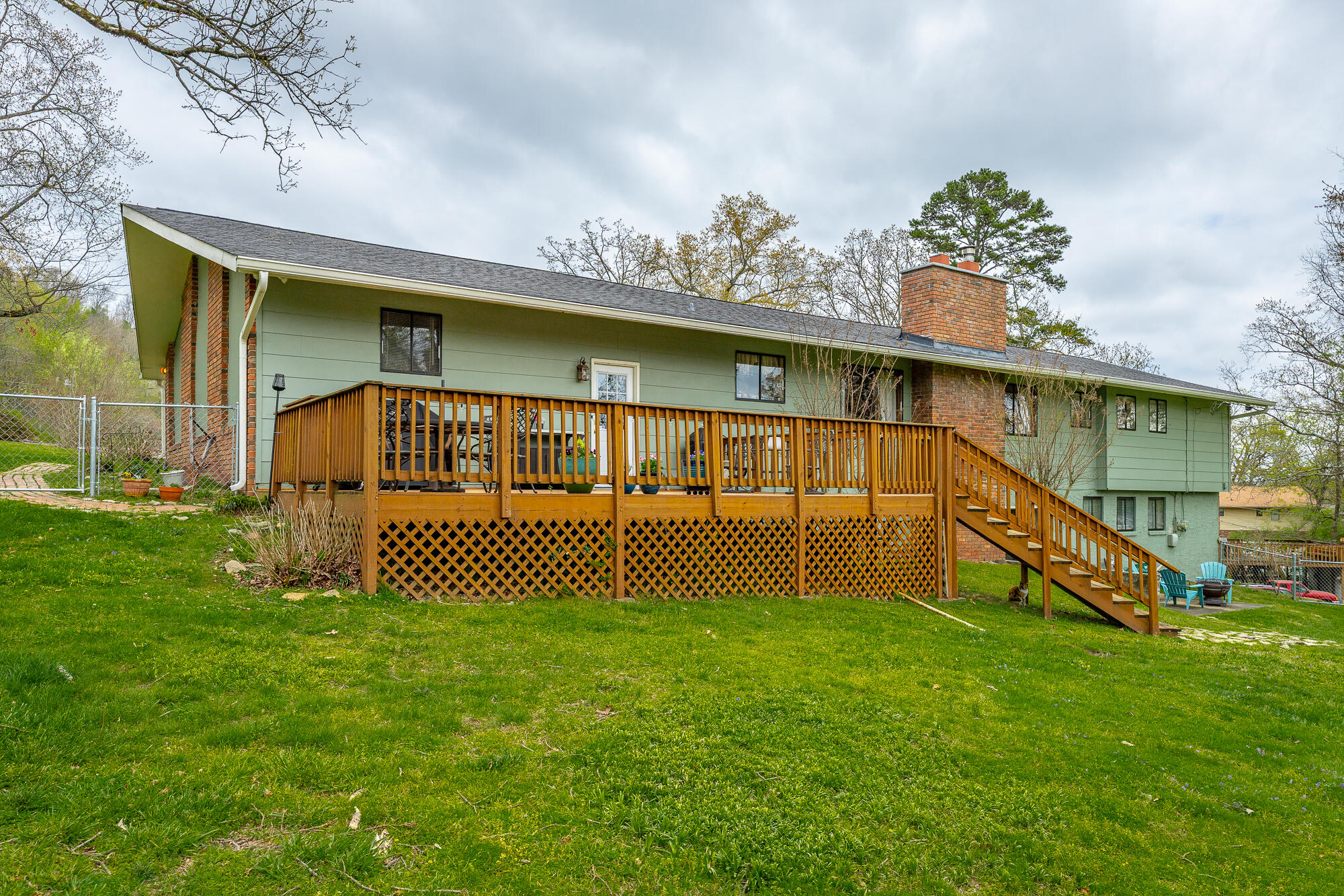 4812 Montcrest Circle