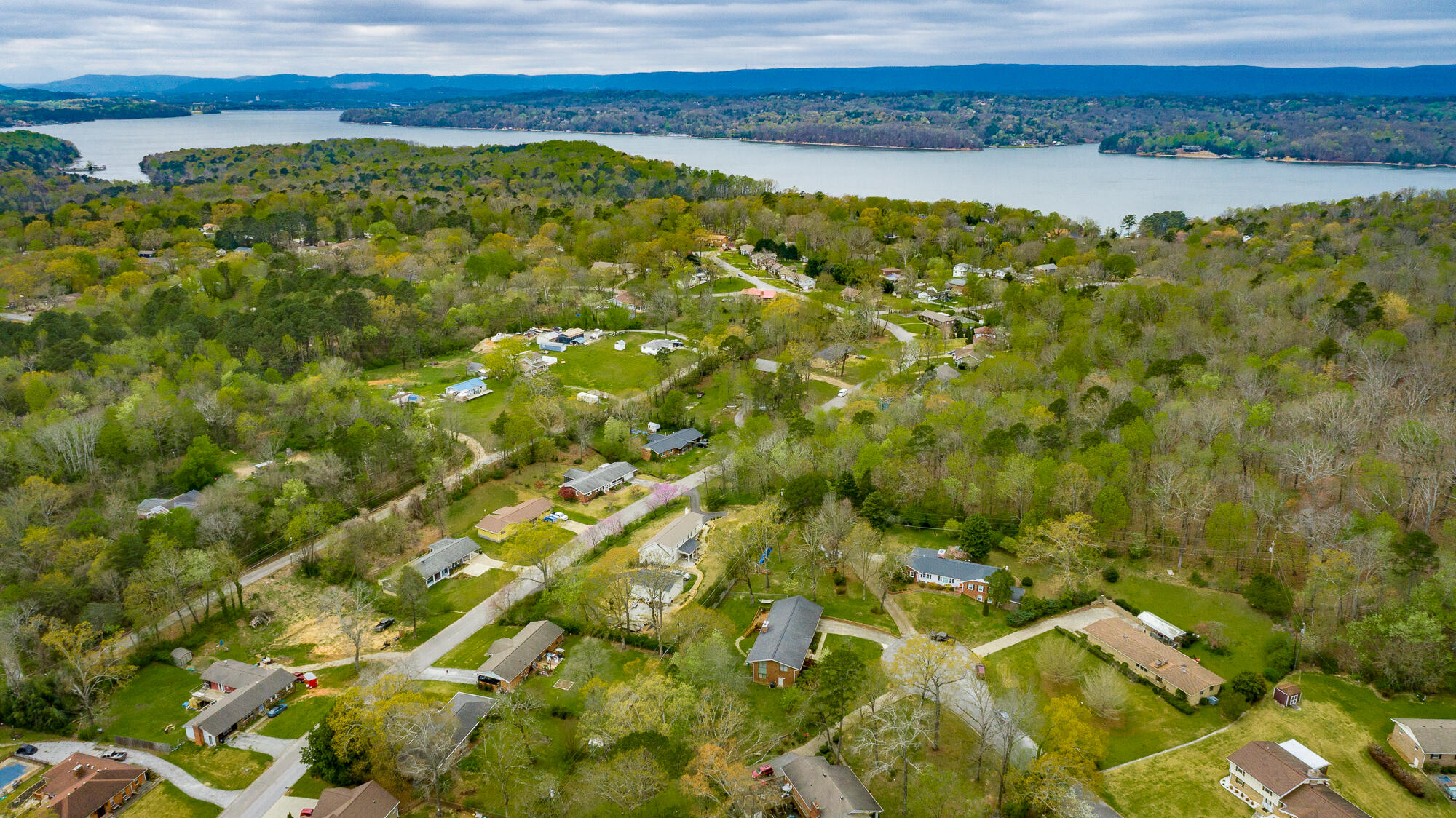 4812 Montcrest Circle