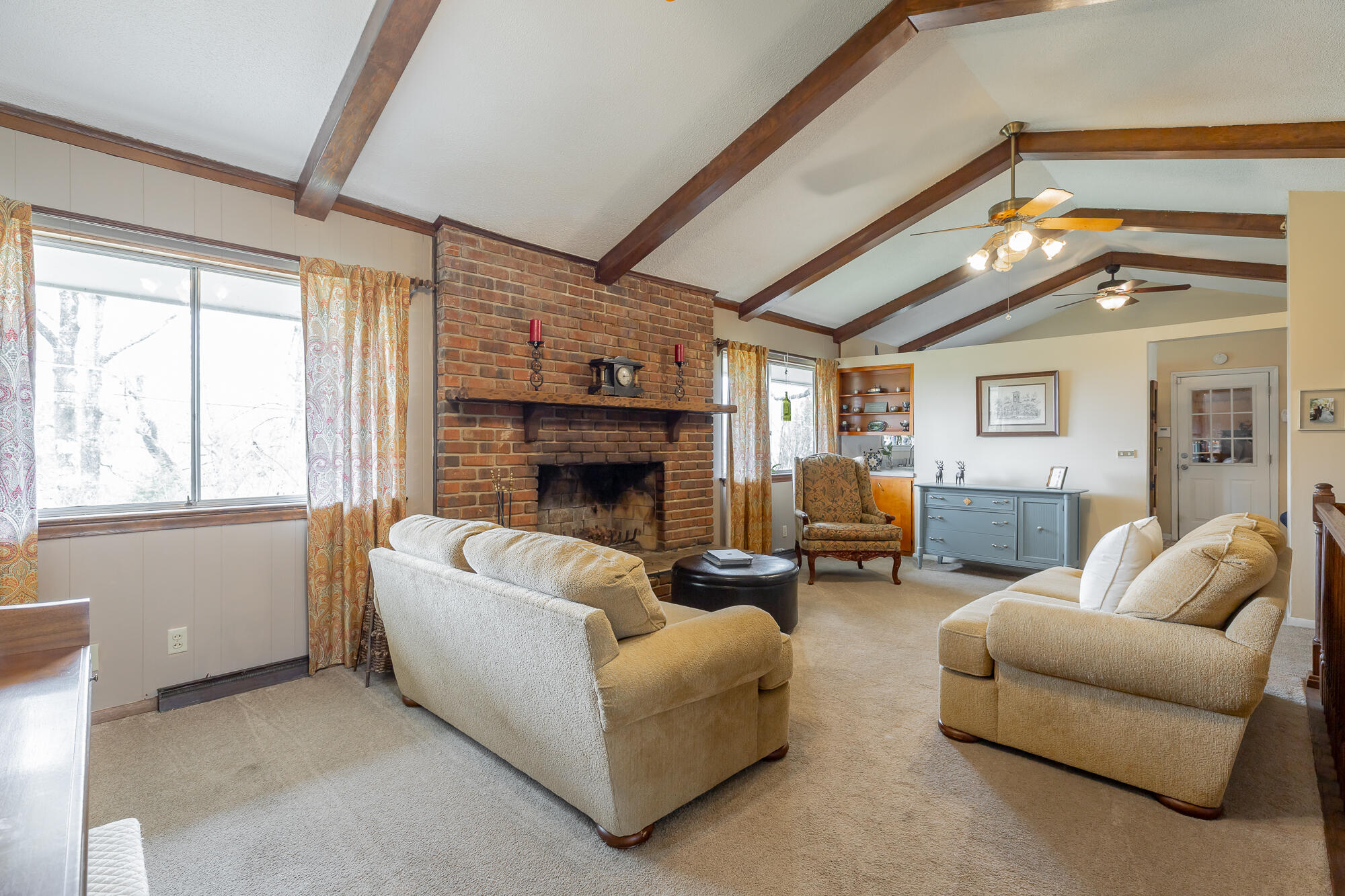 4812 Montcrest Circle