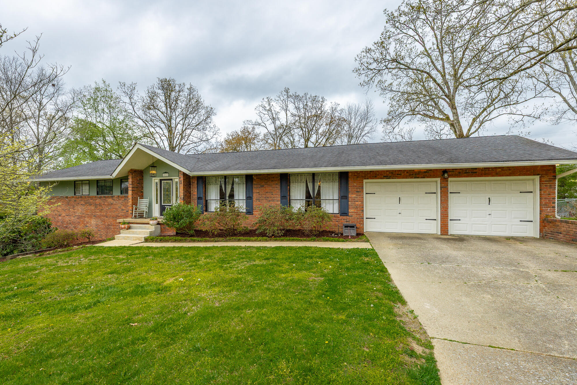 4812 Montcrest Circle