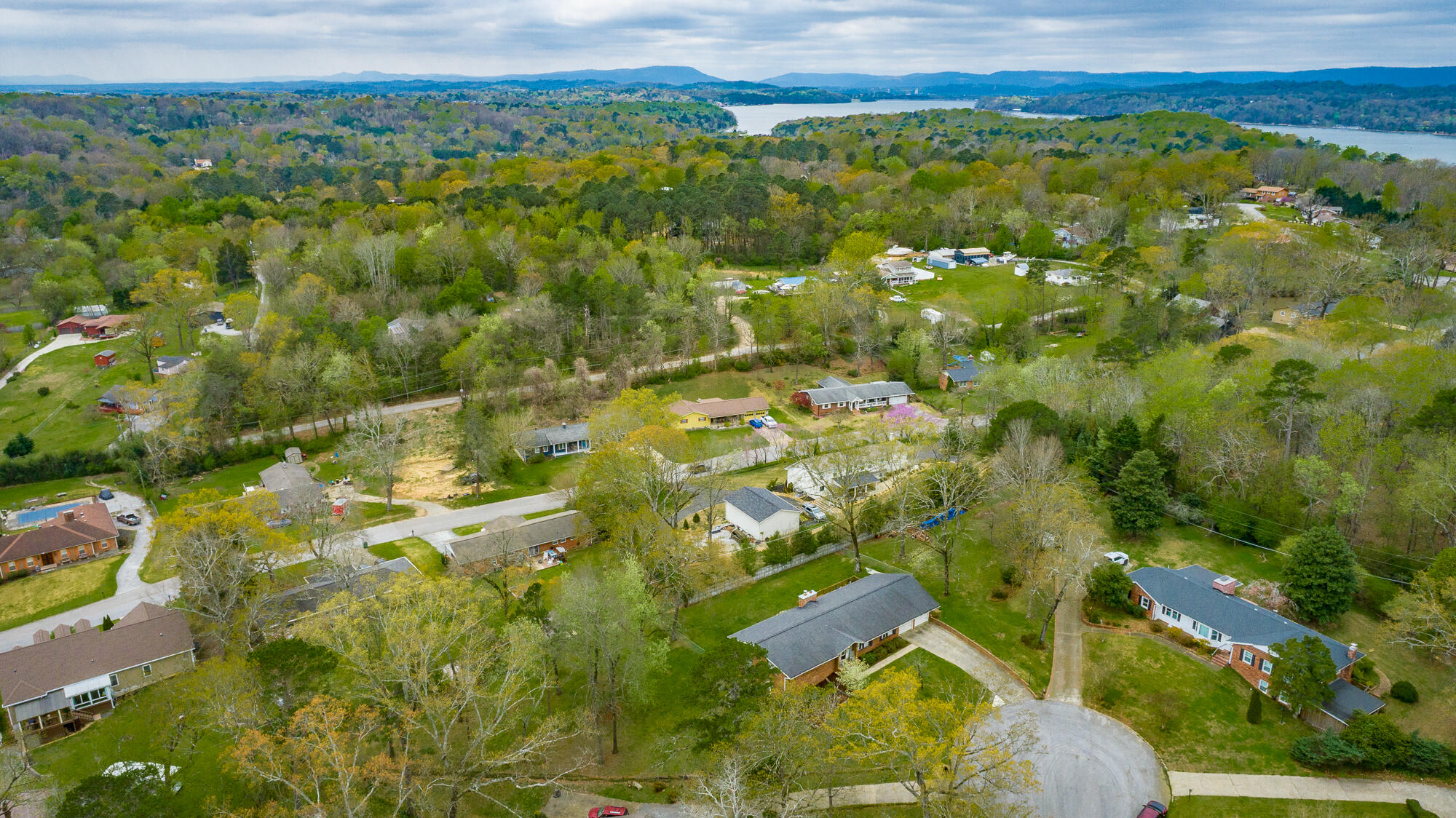 4812 Montcrest Circle