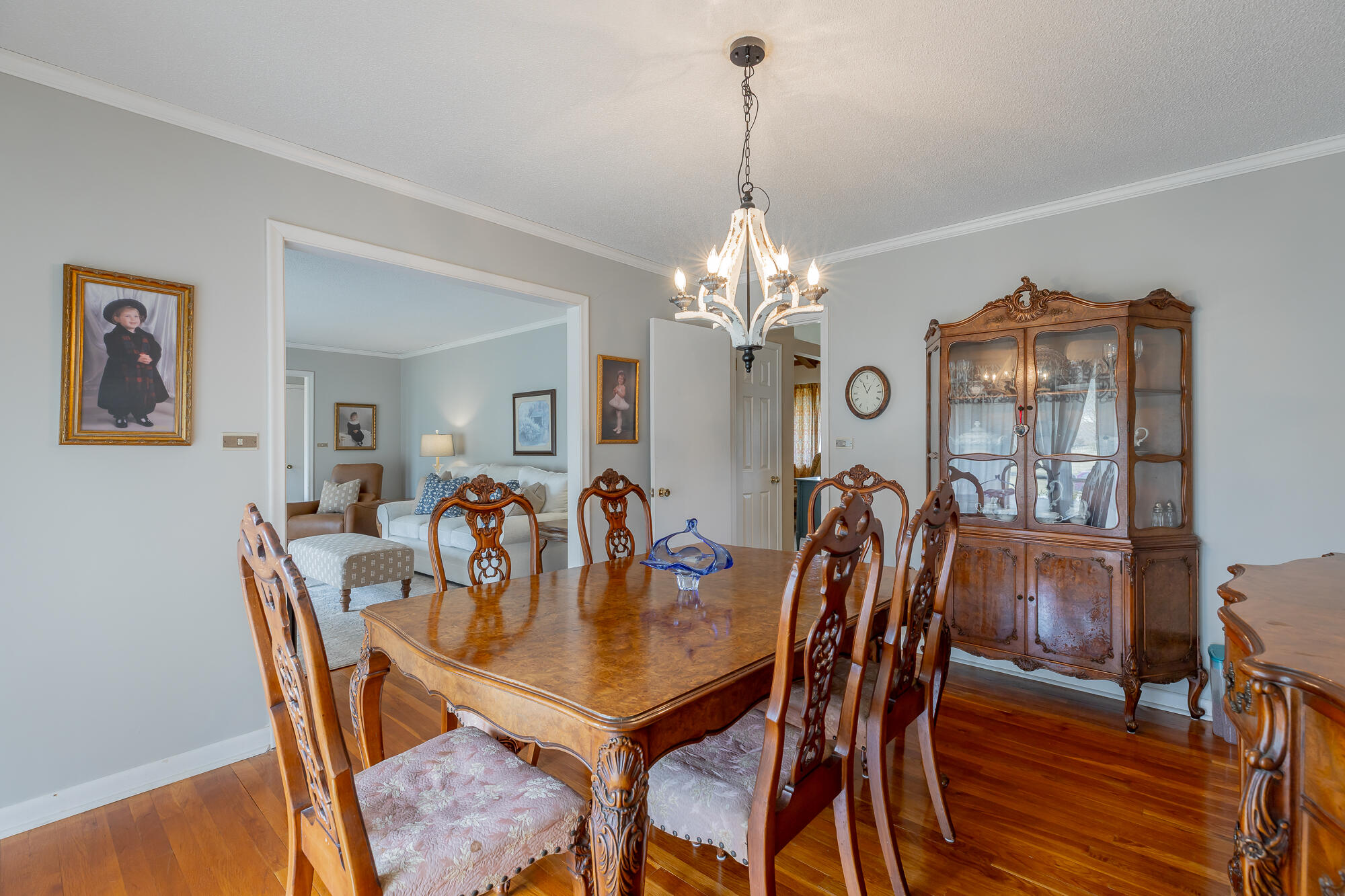 4812 Montcrest Circle