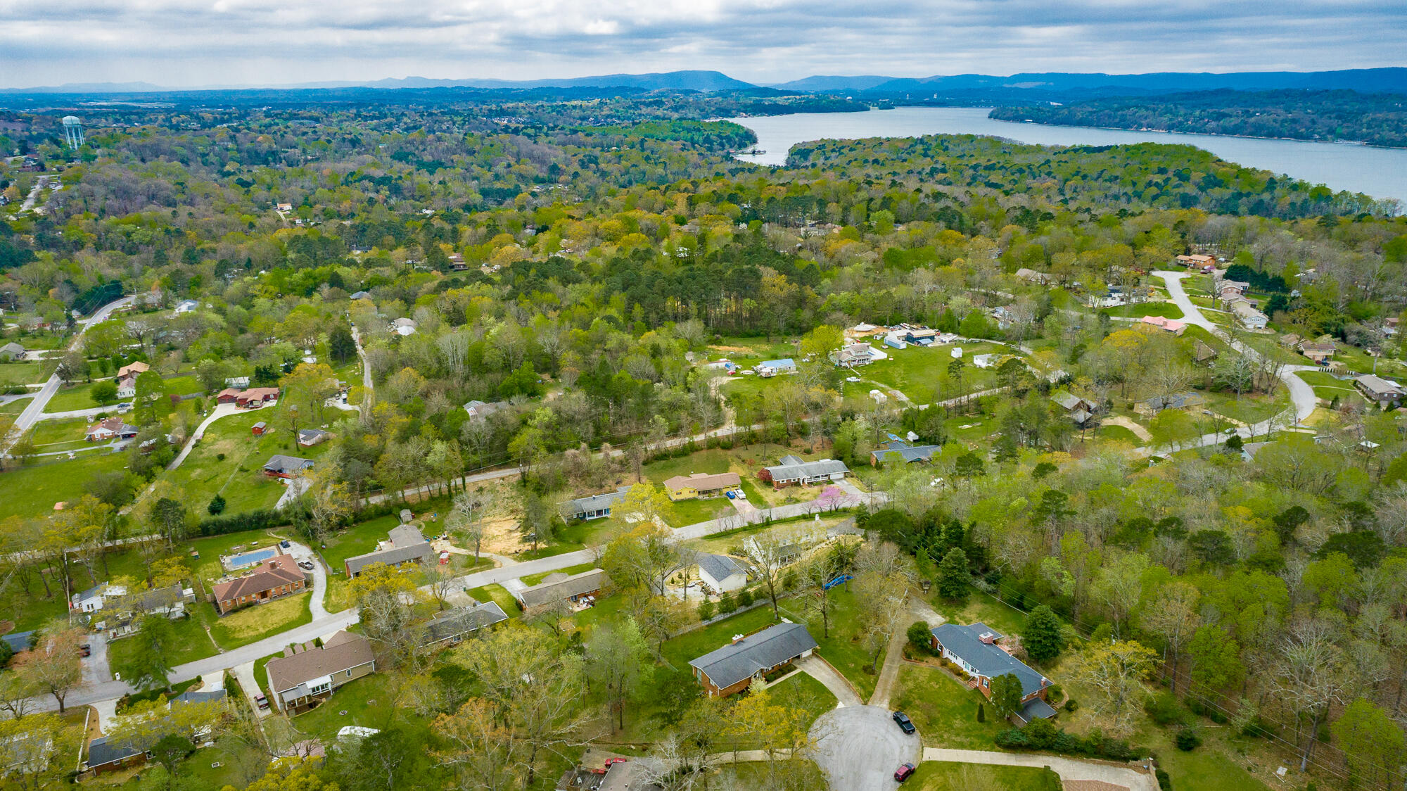 4812 Montcrest Circle