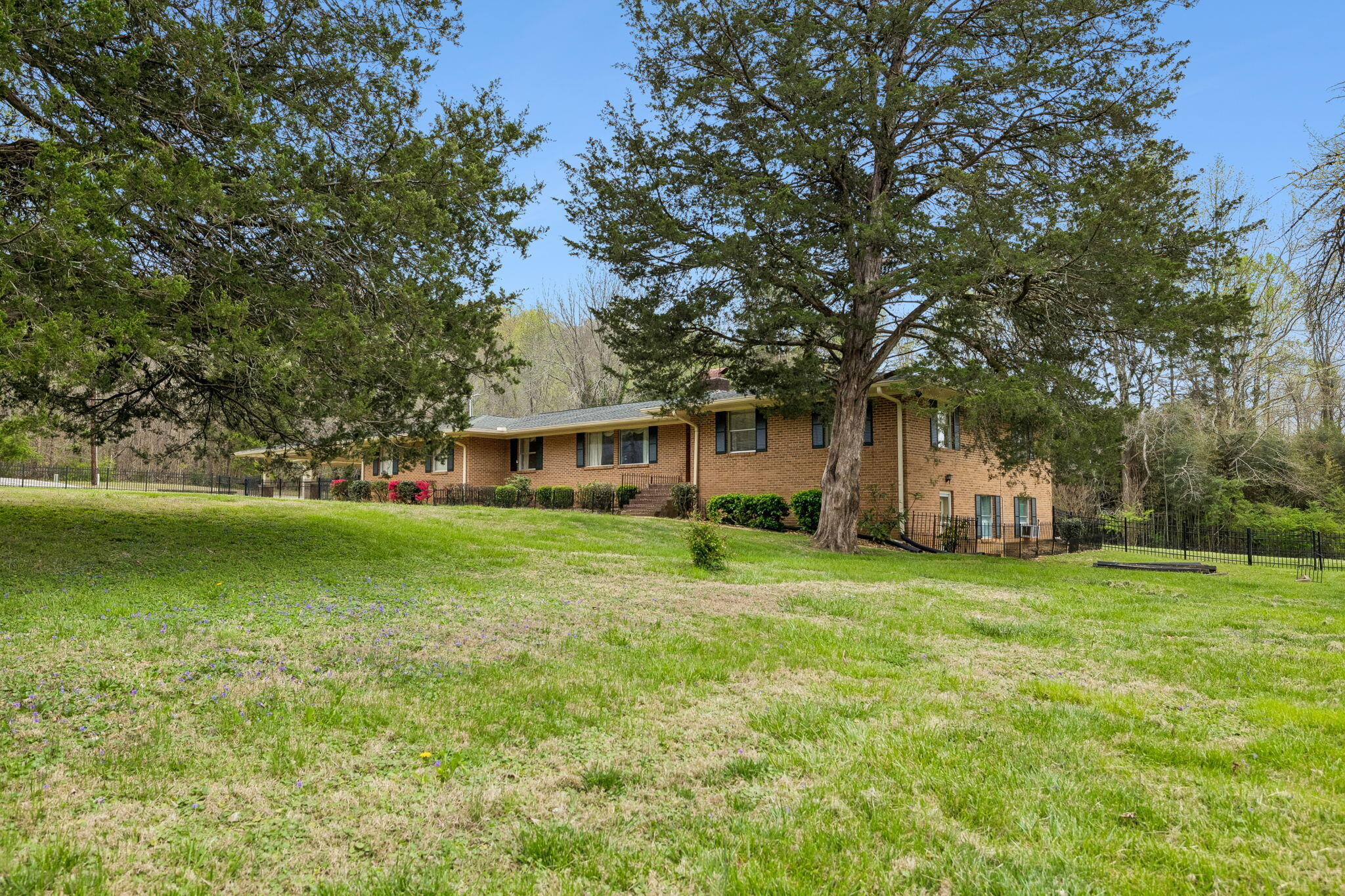 9526 Cimarron Lane