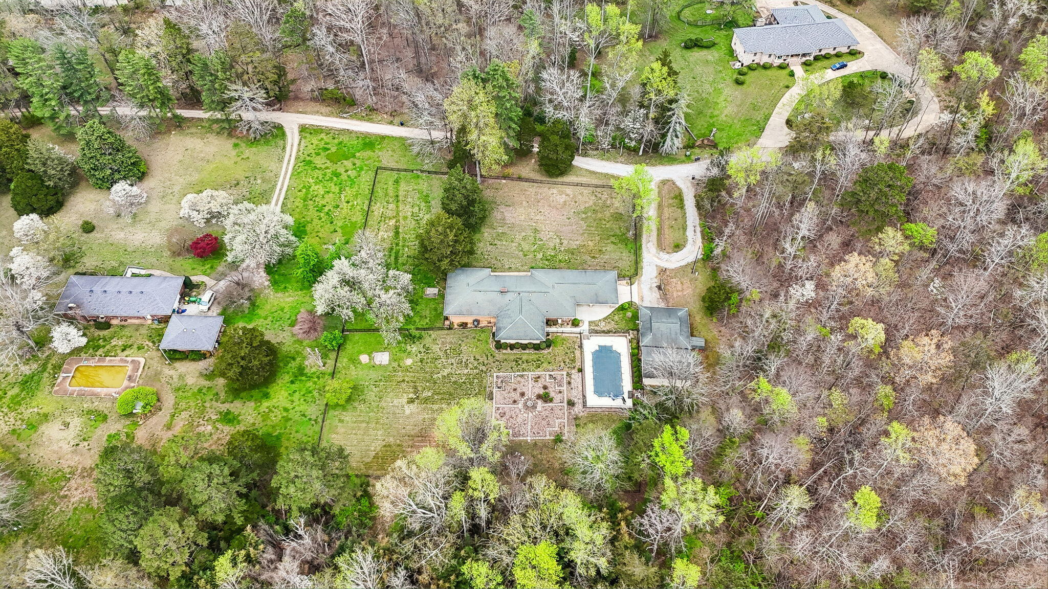 9526 Cimarron Lane