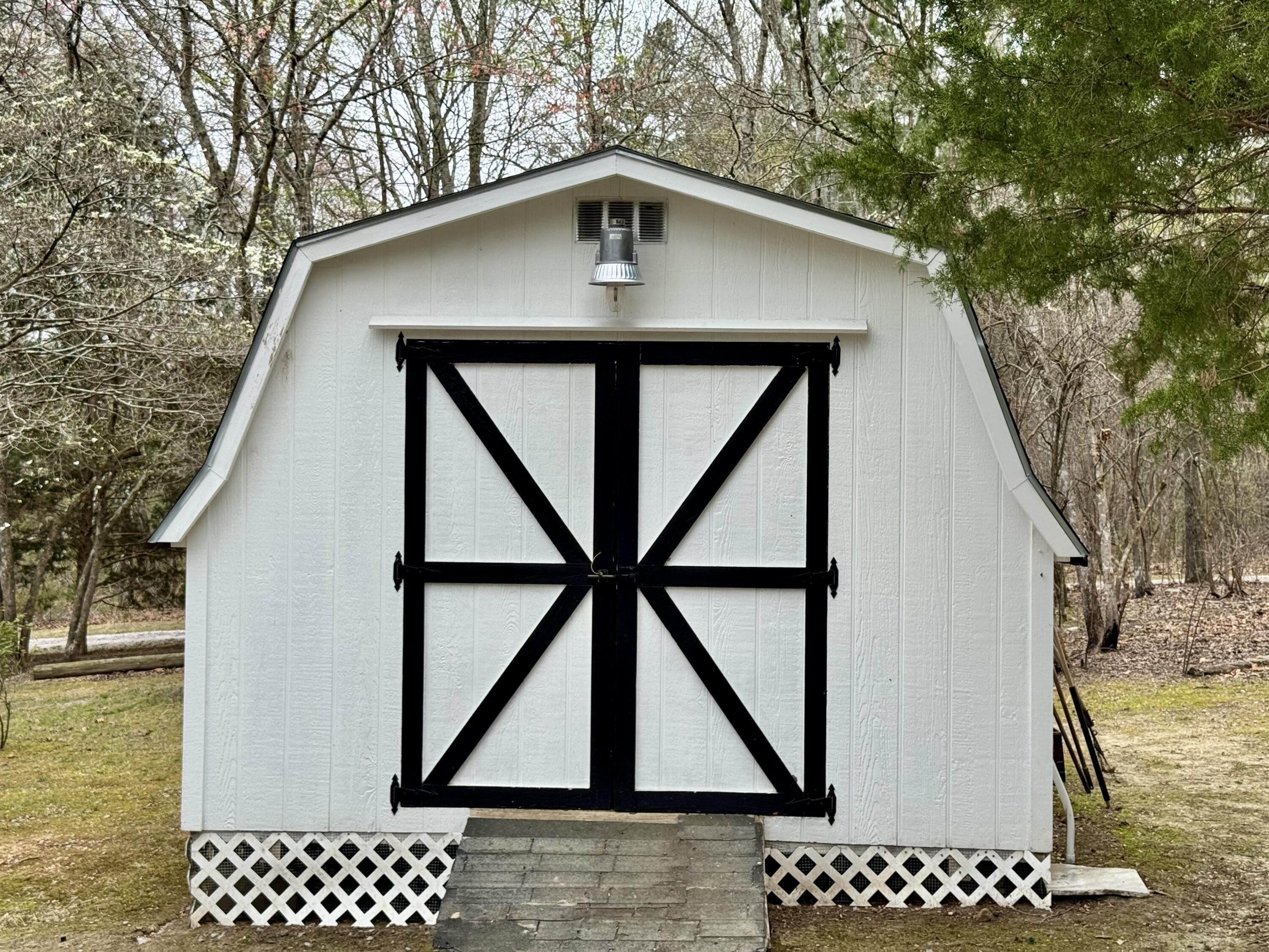 1801 Colbert Hollow Road