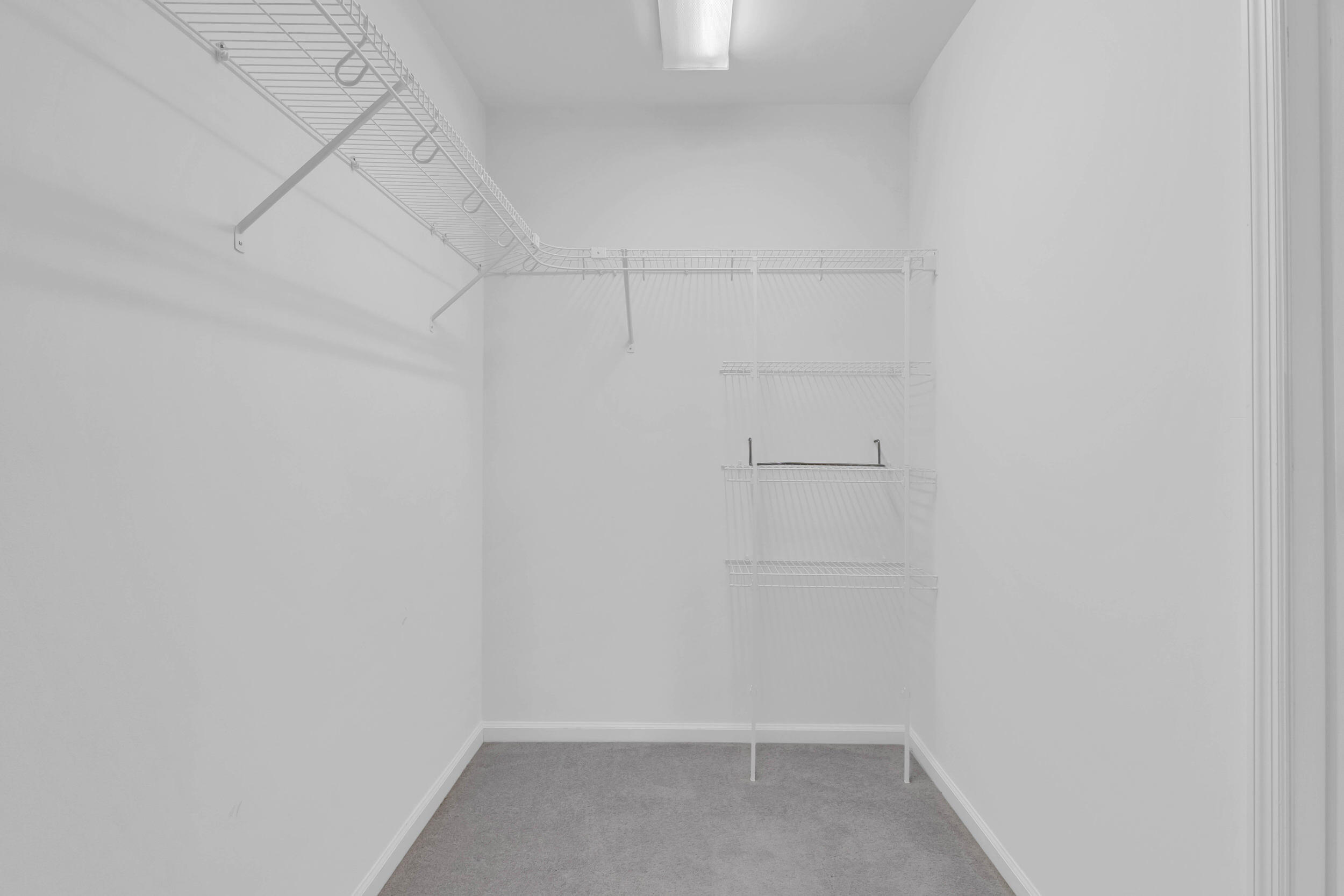 1286 Leaside Lane