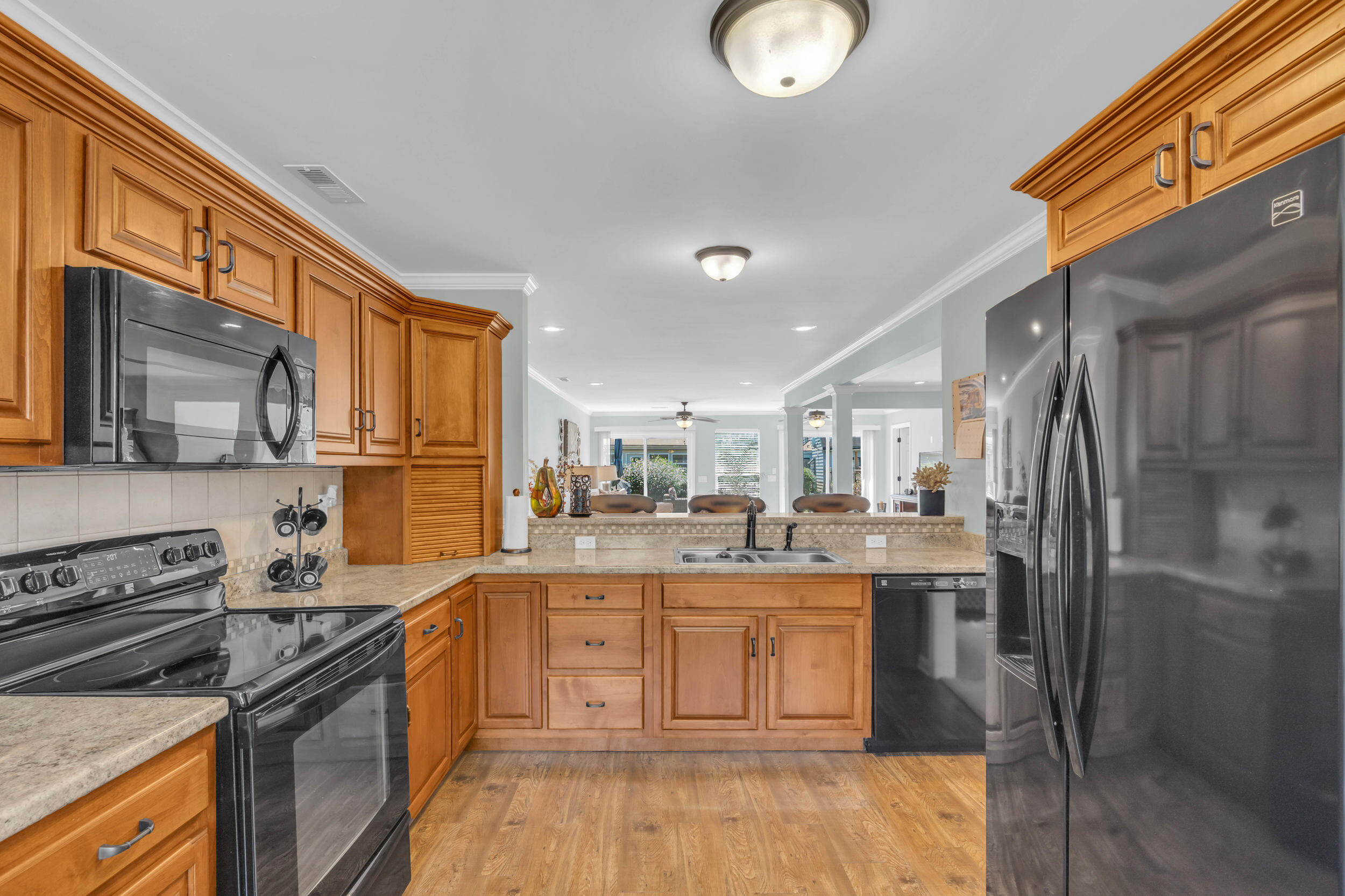 1286 Leaside Lane