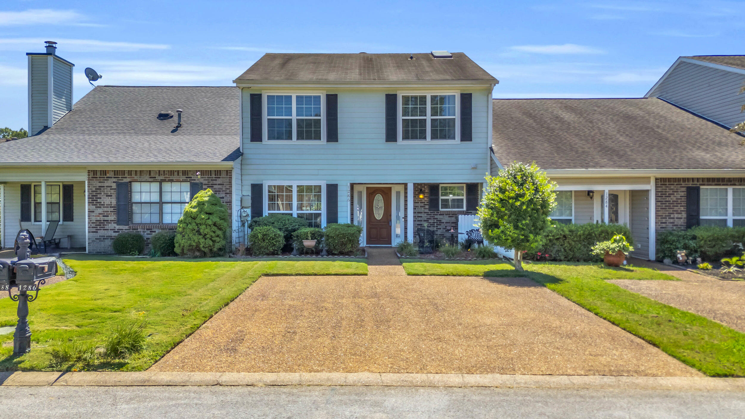 1286 Leaside Lane