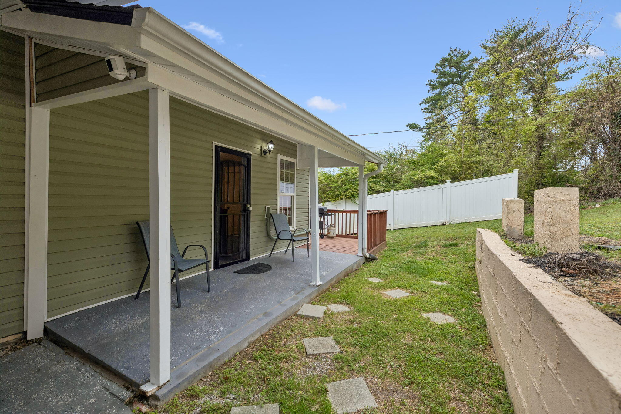 3803 Countryside Drive