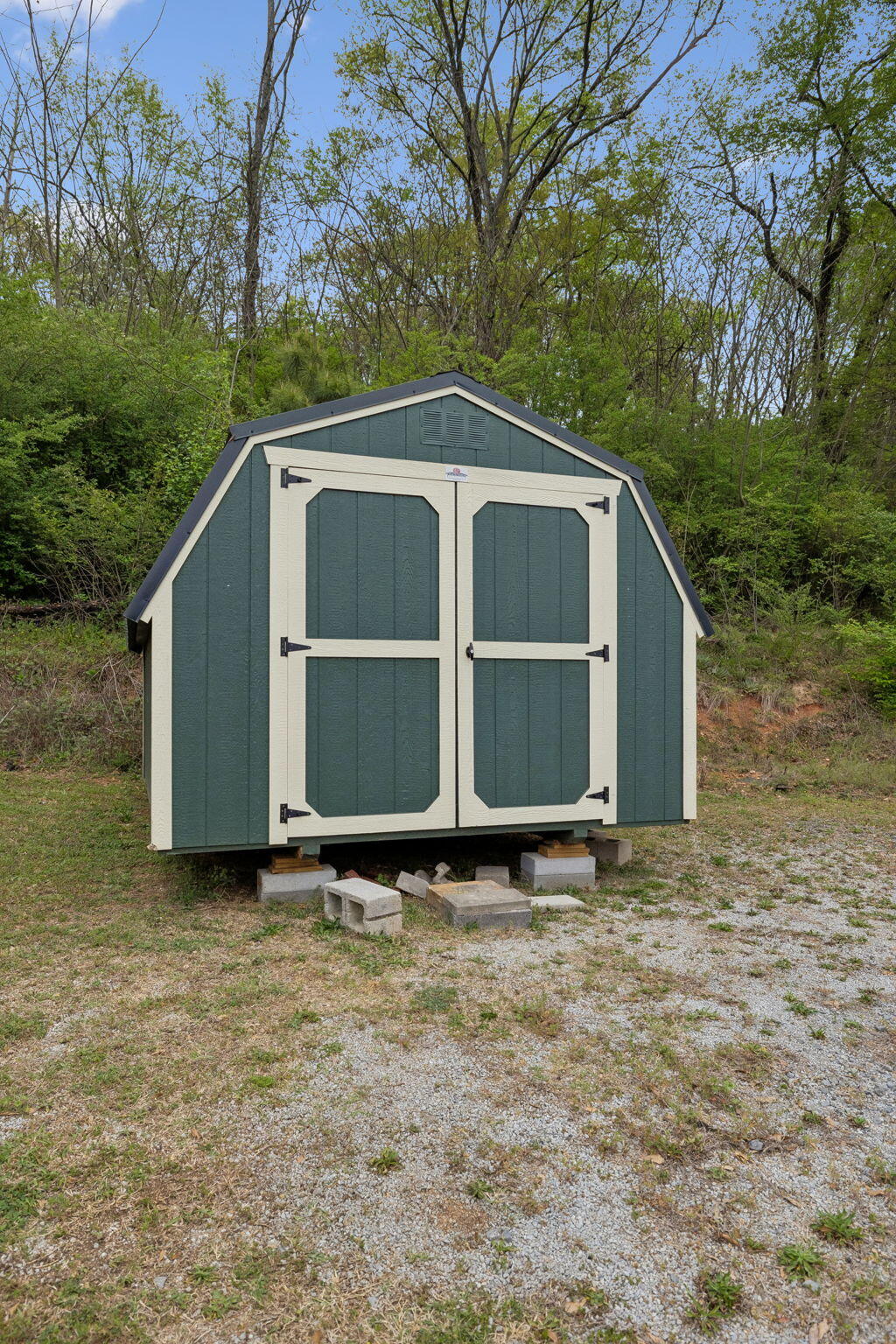 3803 Countryside Drive