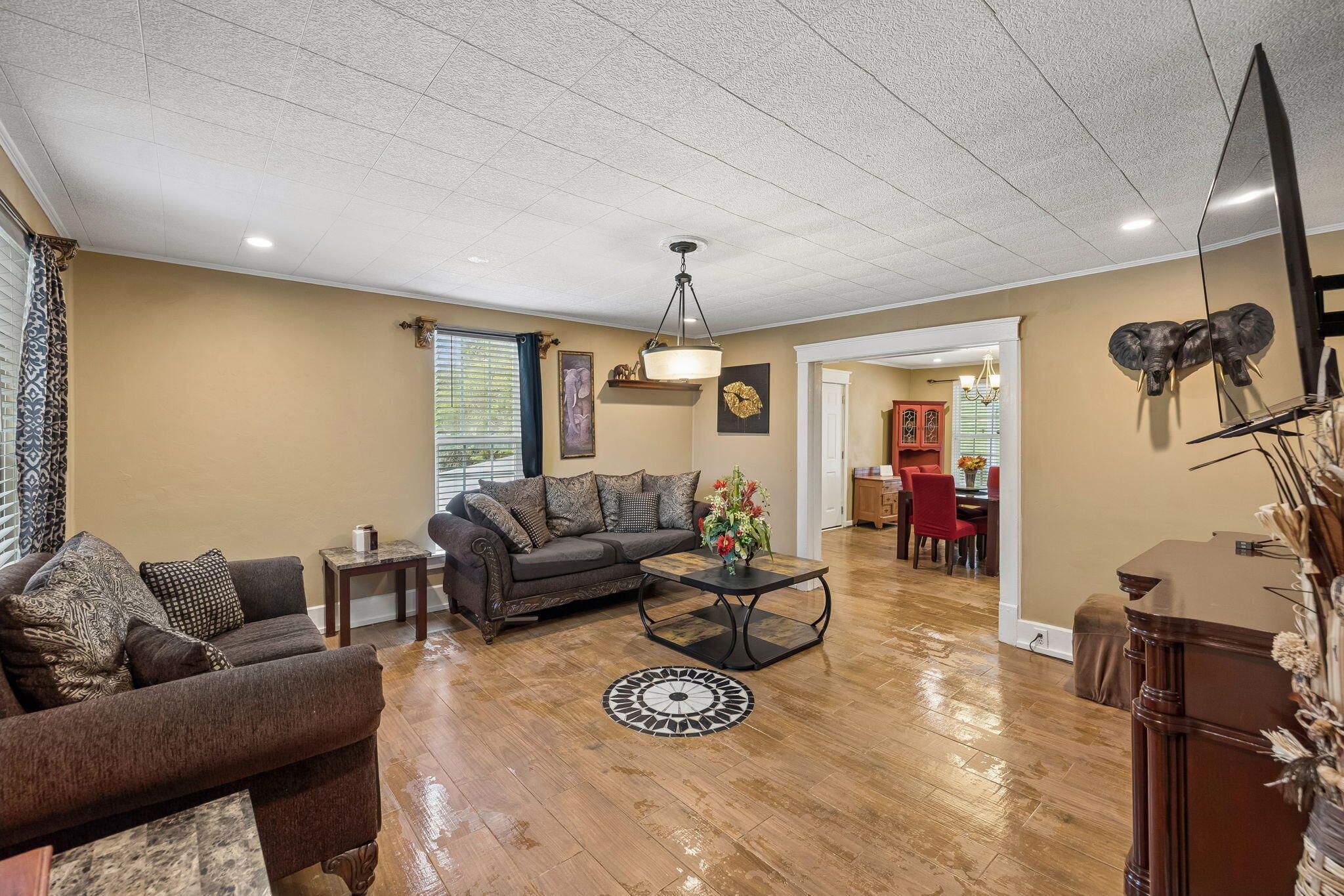 3803 Countryside Drive