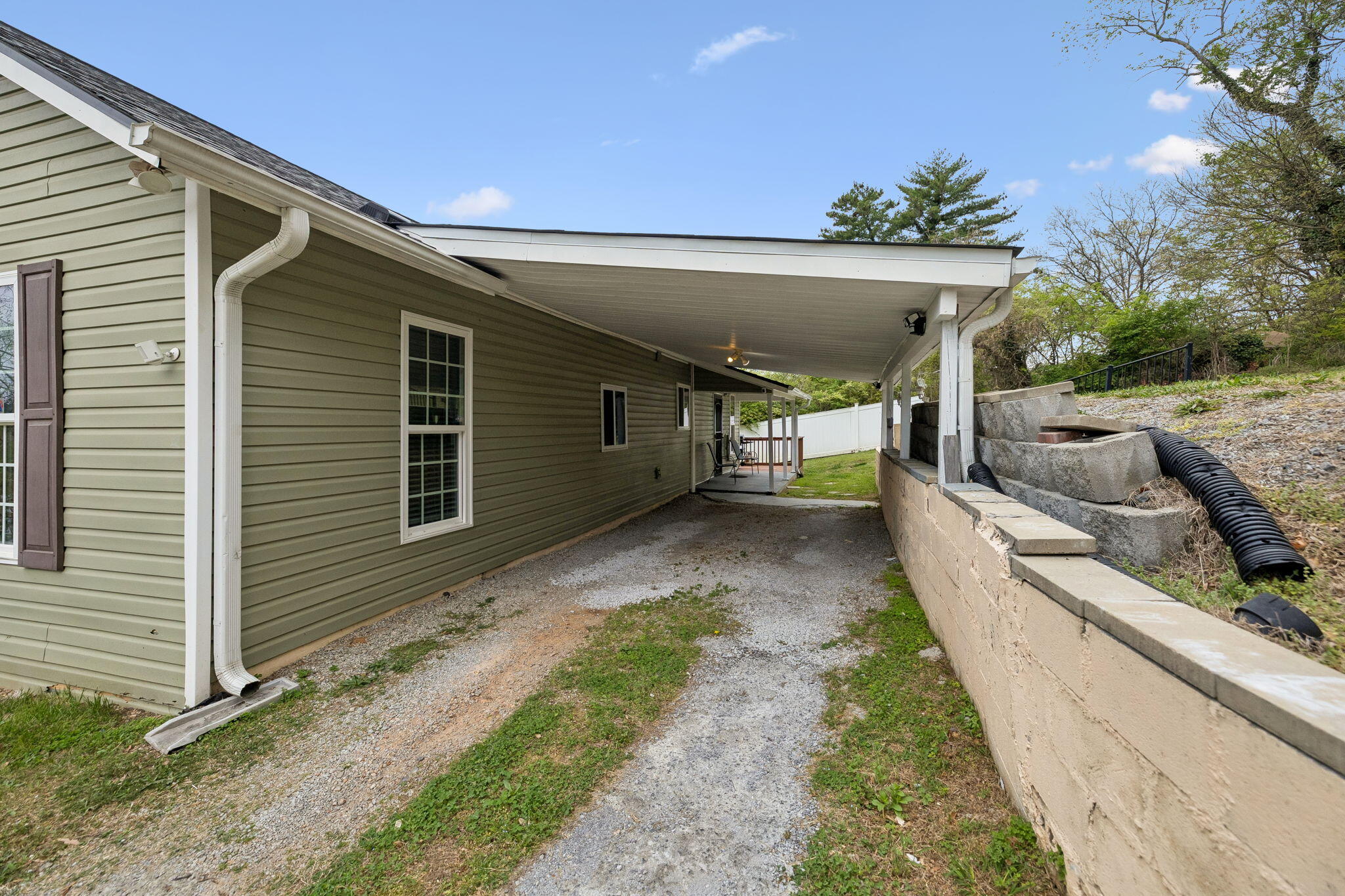 3803 Countryside Drive