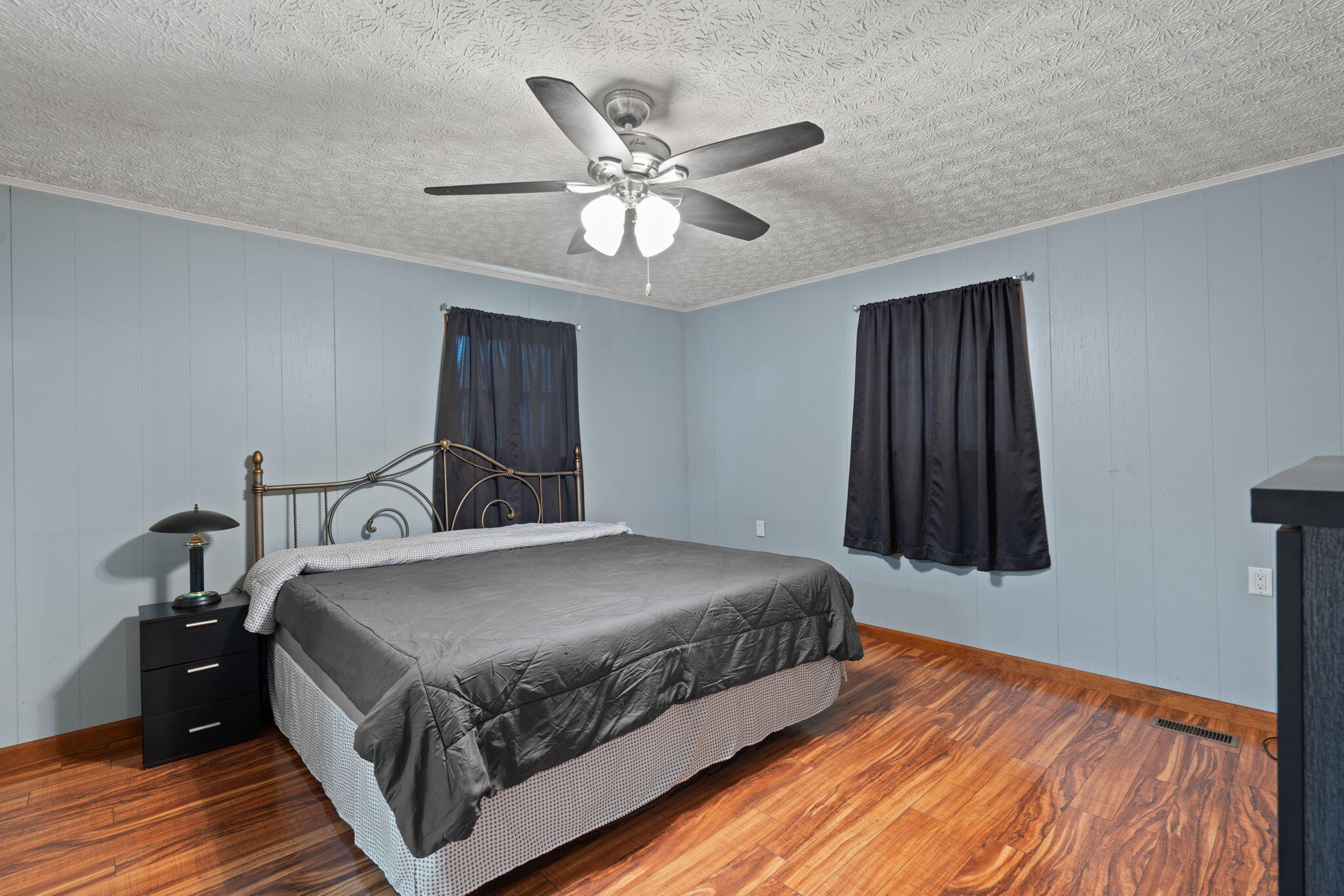 154 Potter Place Road NW