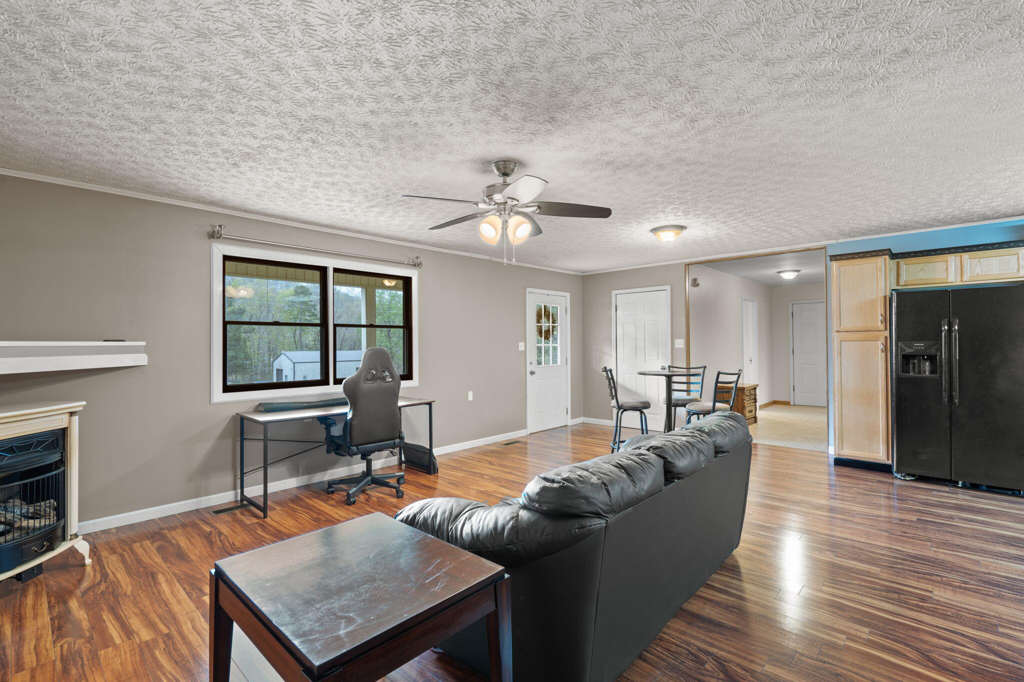 154 Potter Place Road NW