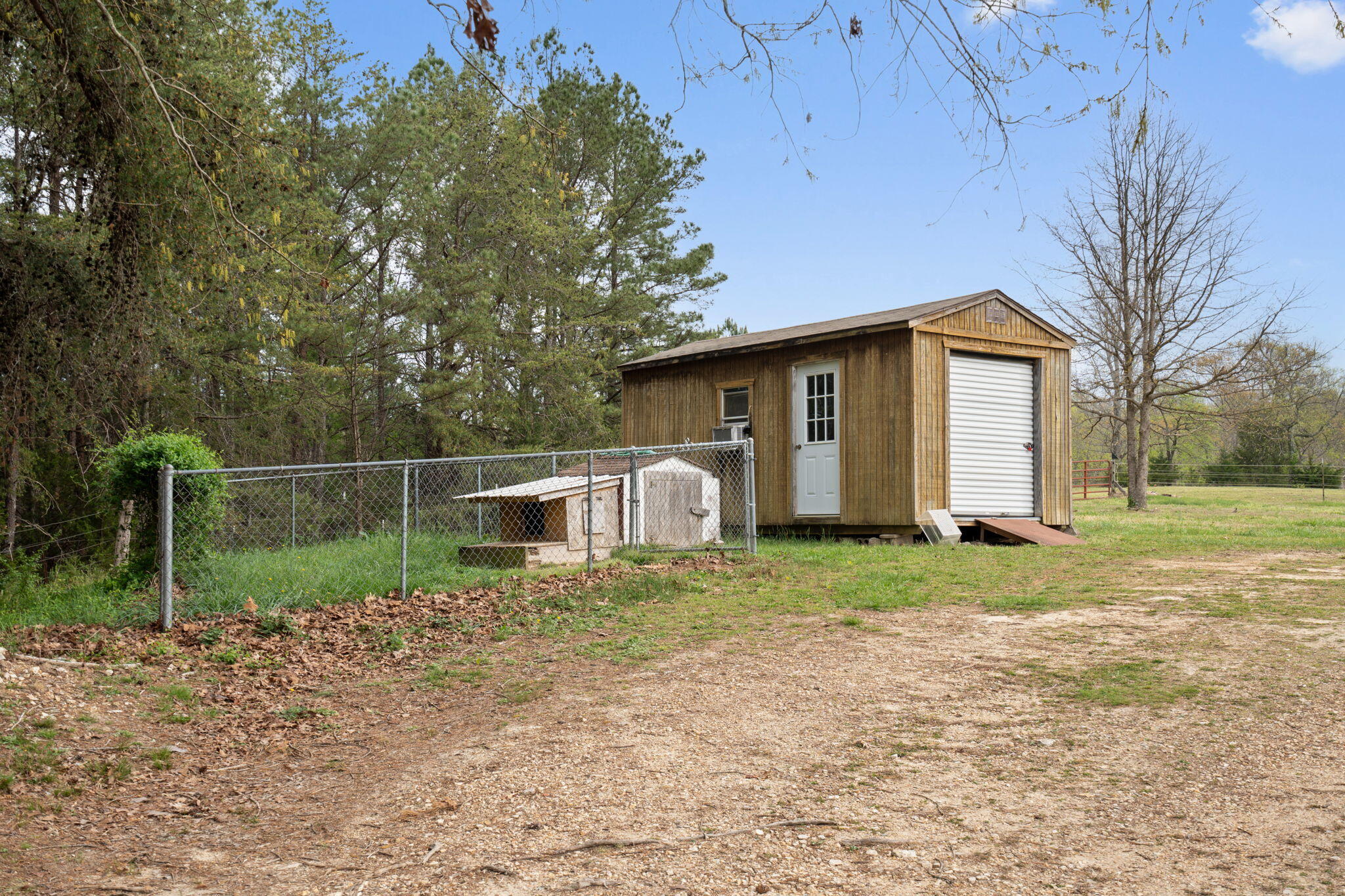 154 Potter Place Road NW