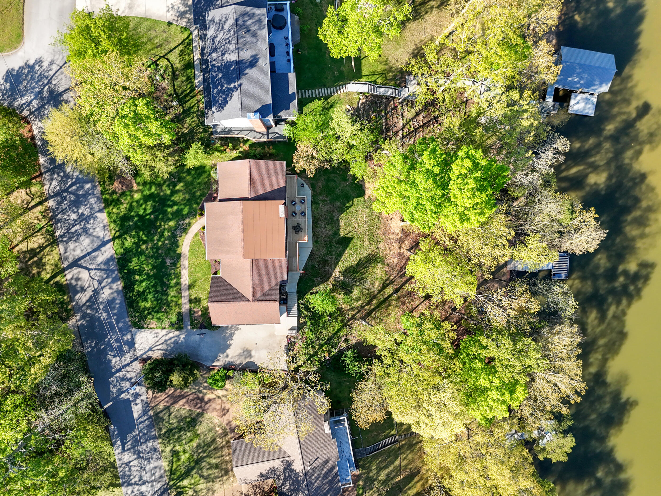 8124 Pierpoint Drive