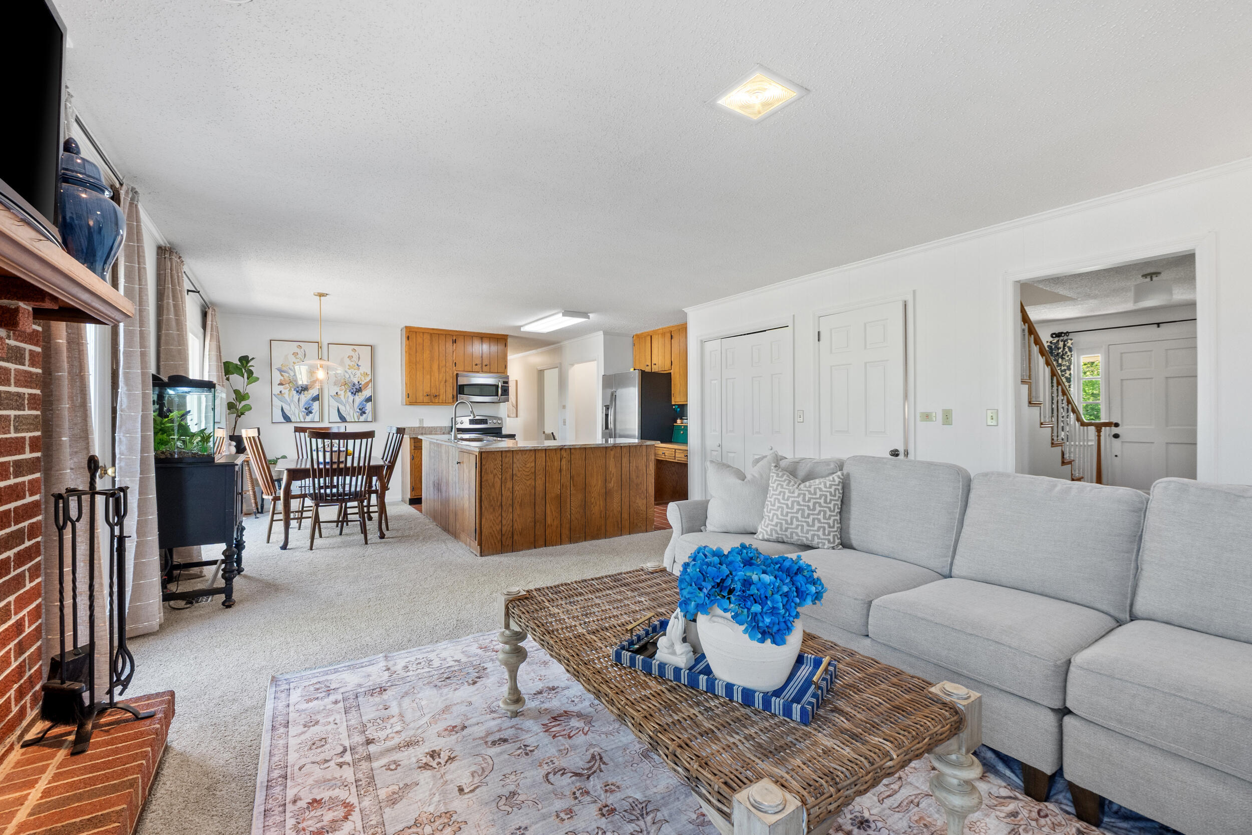 8124 Pierpoint Drive