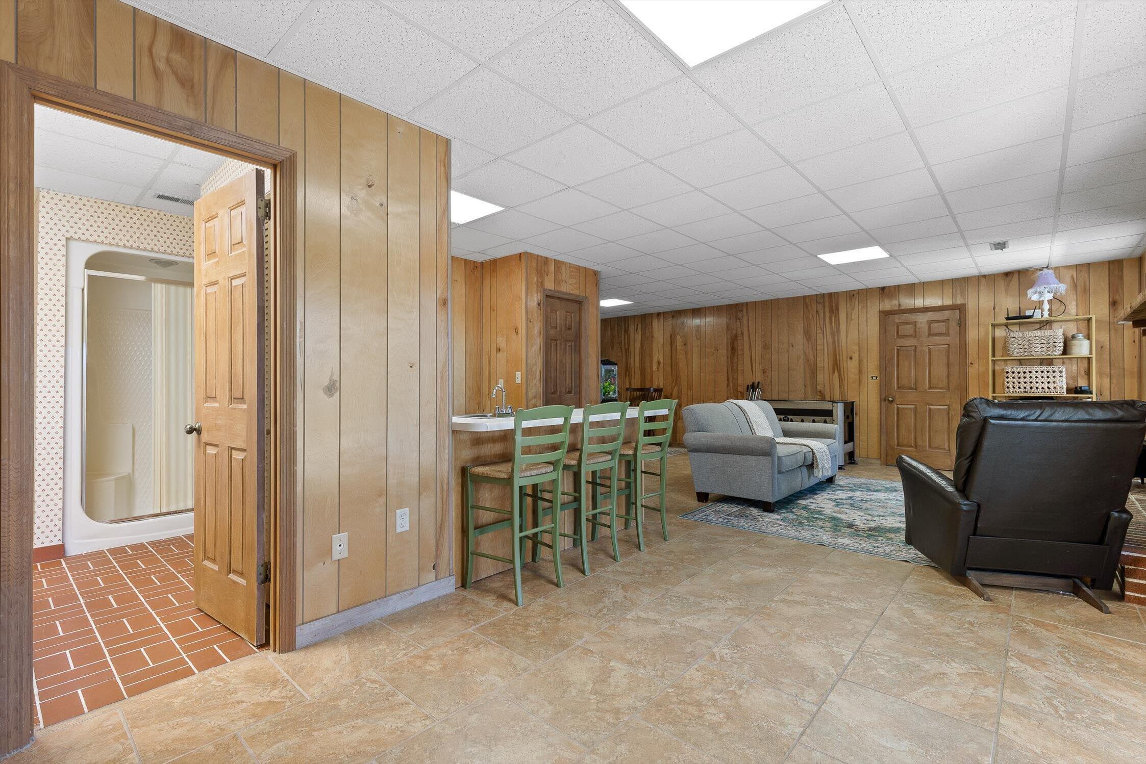 8124 Pierpoint Drive