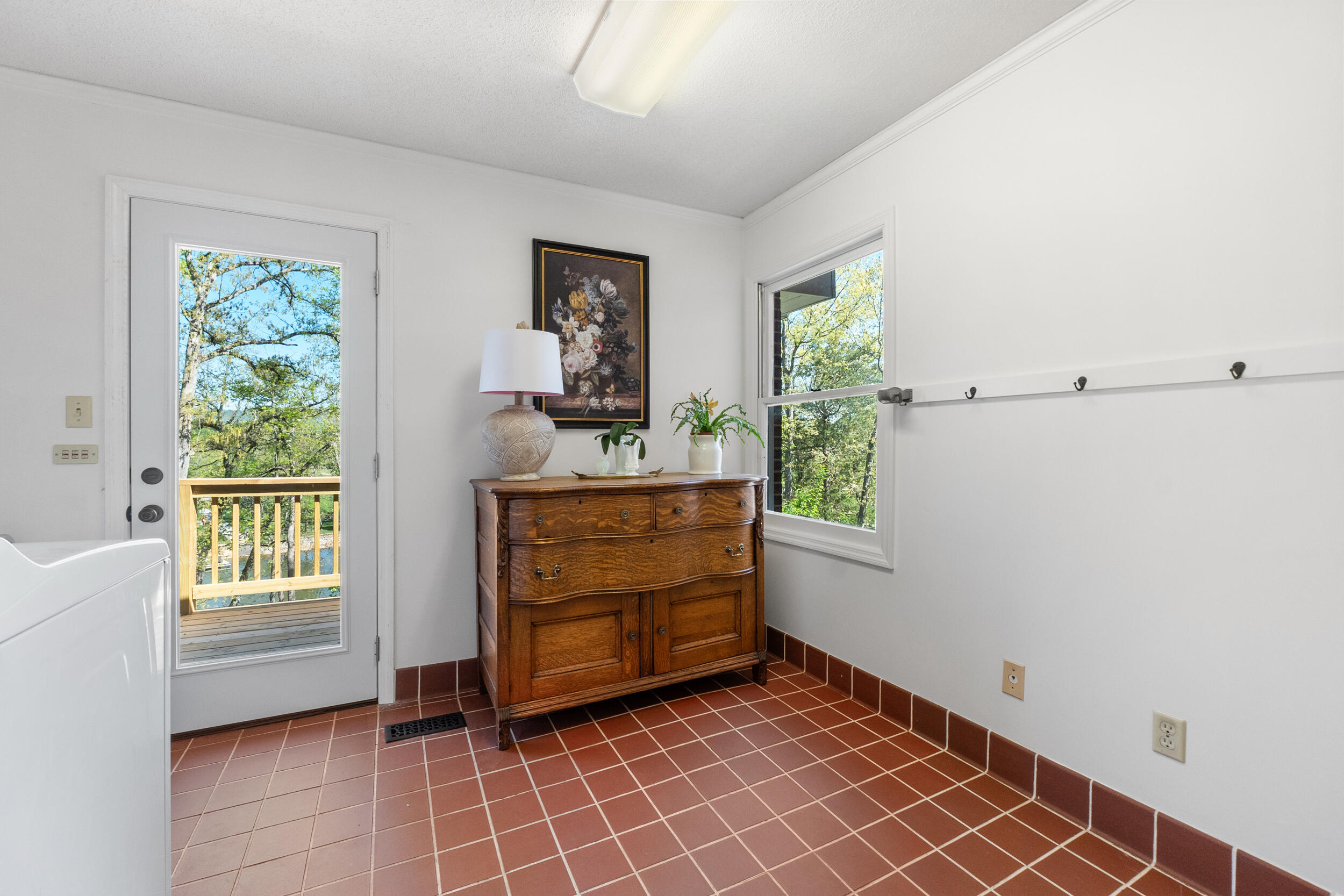 8124 Pierpoint Drive