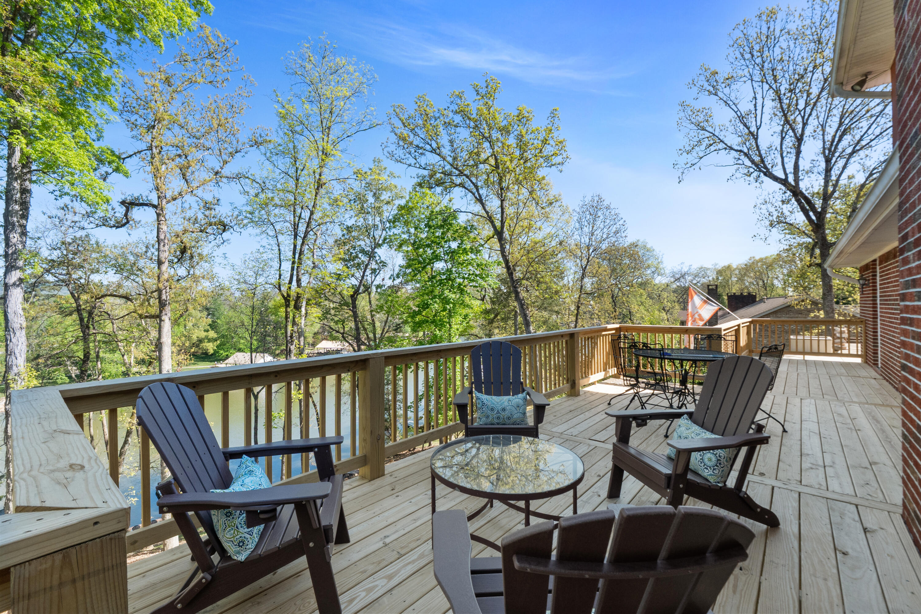 8124 Pierpoint Drive