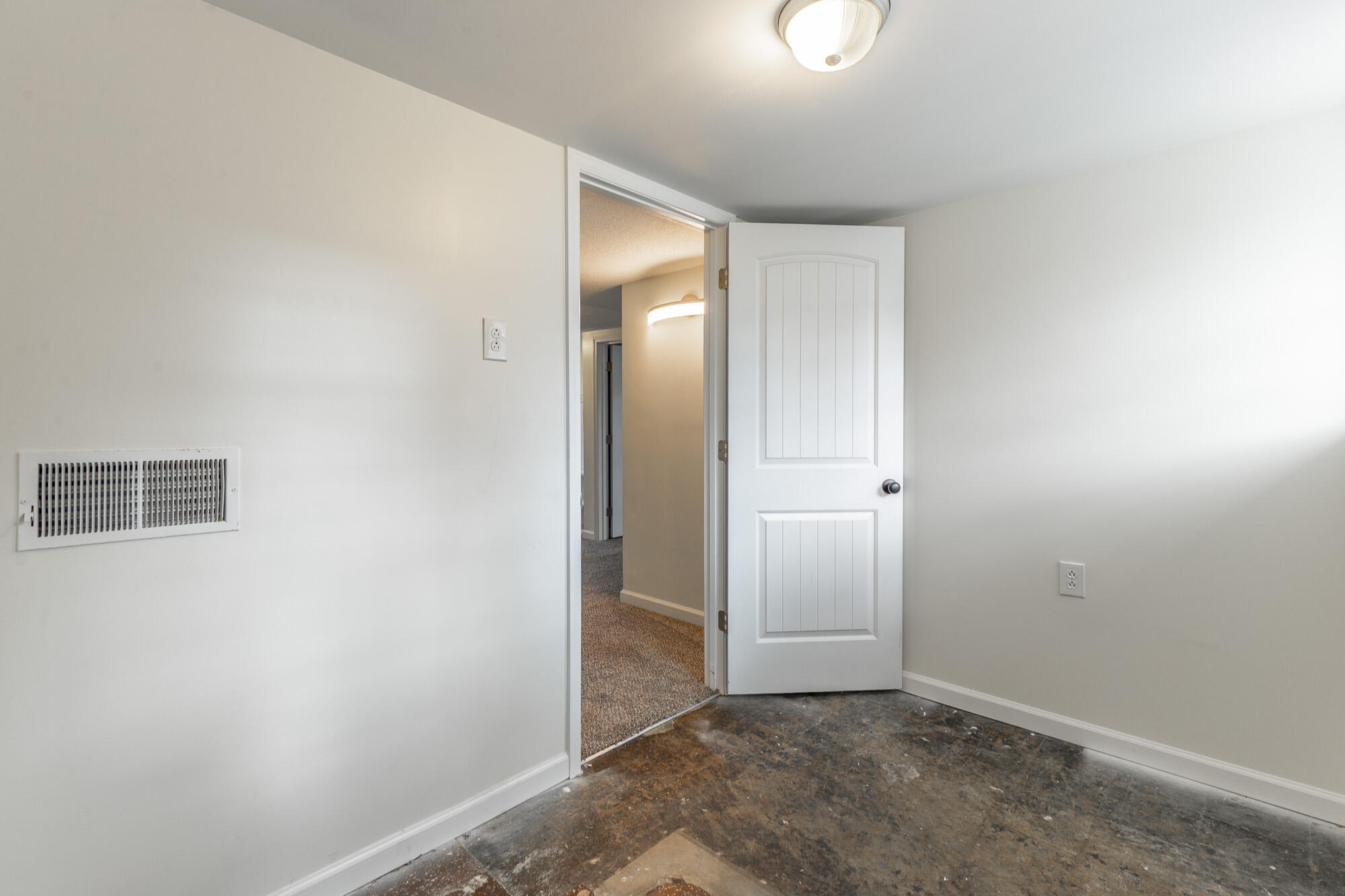 568 Poplar Street