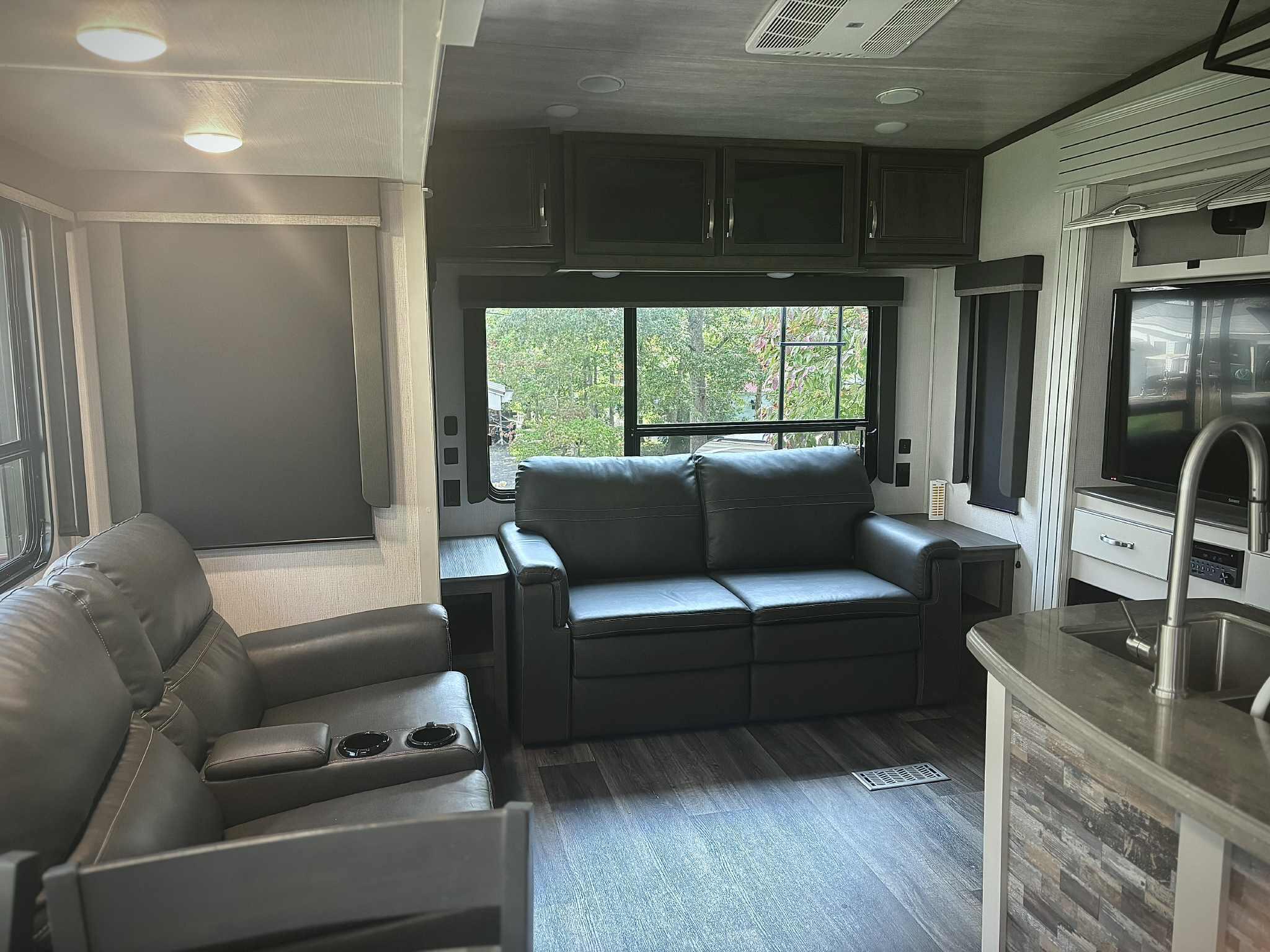 9181 Cherokee Trail