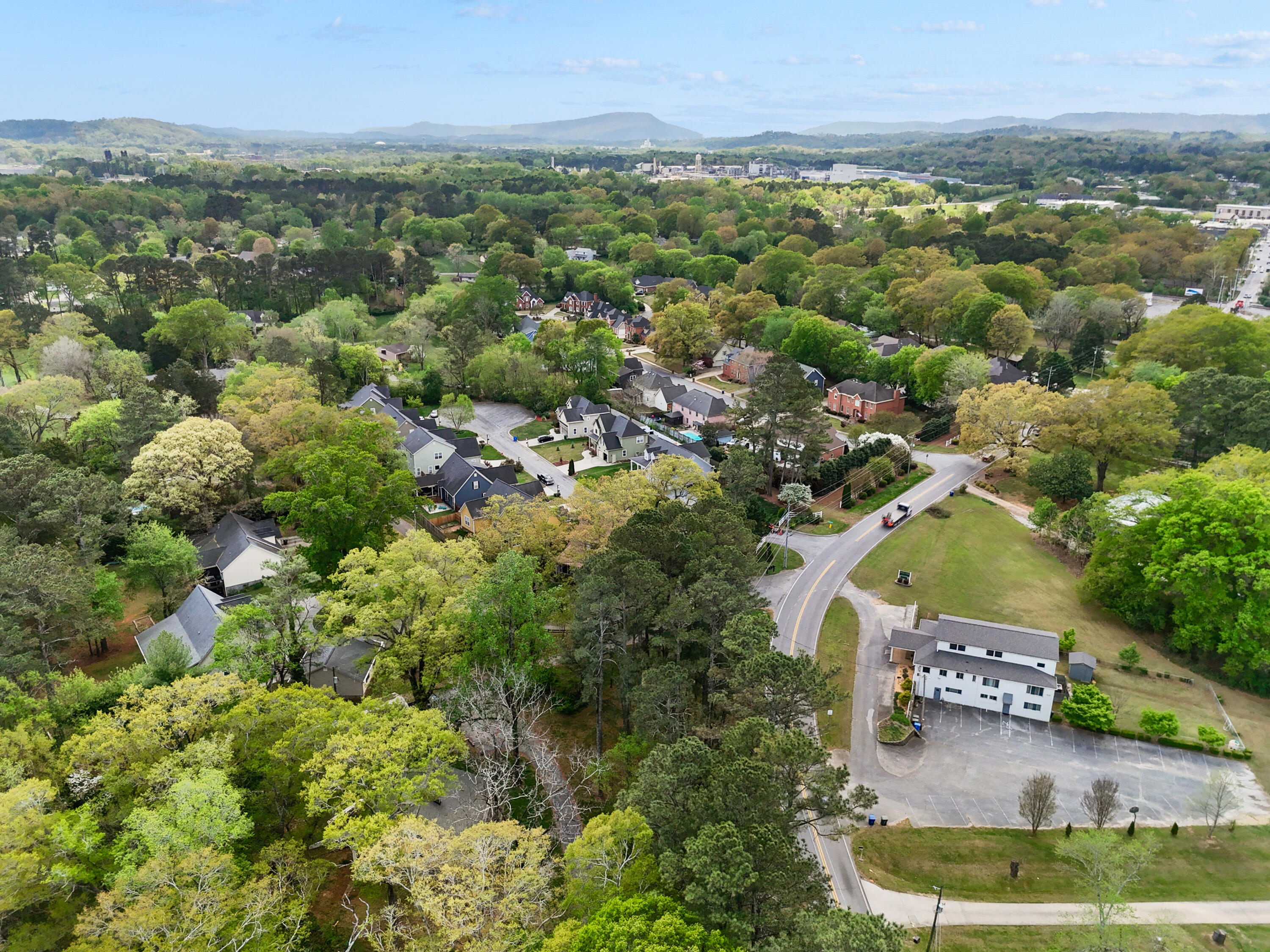 4986 Hamillville Court