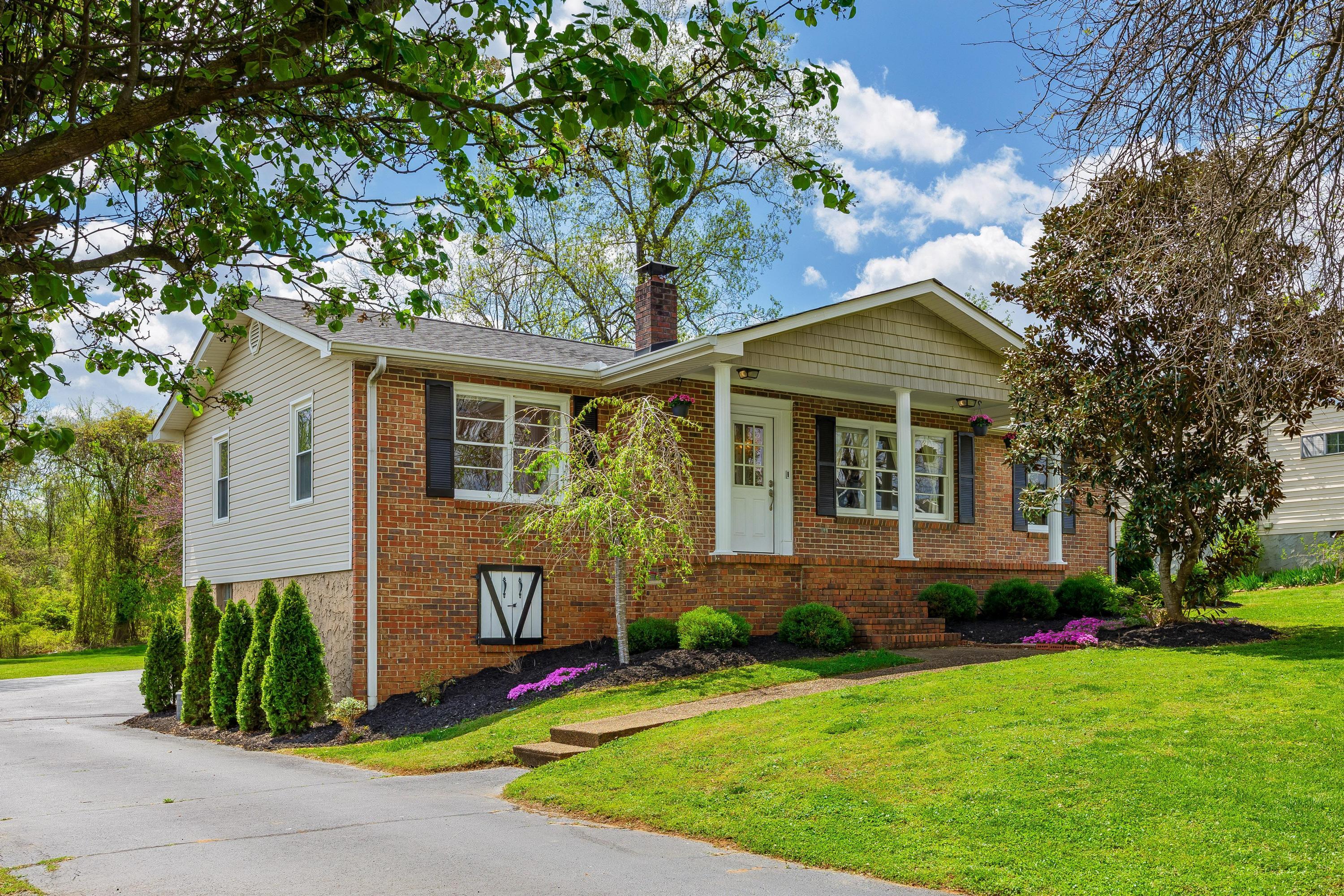 2418 Crescent Club Drive