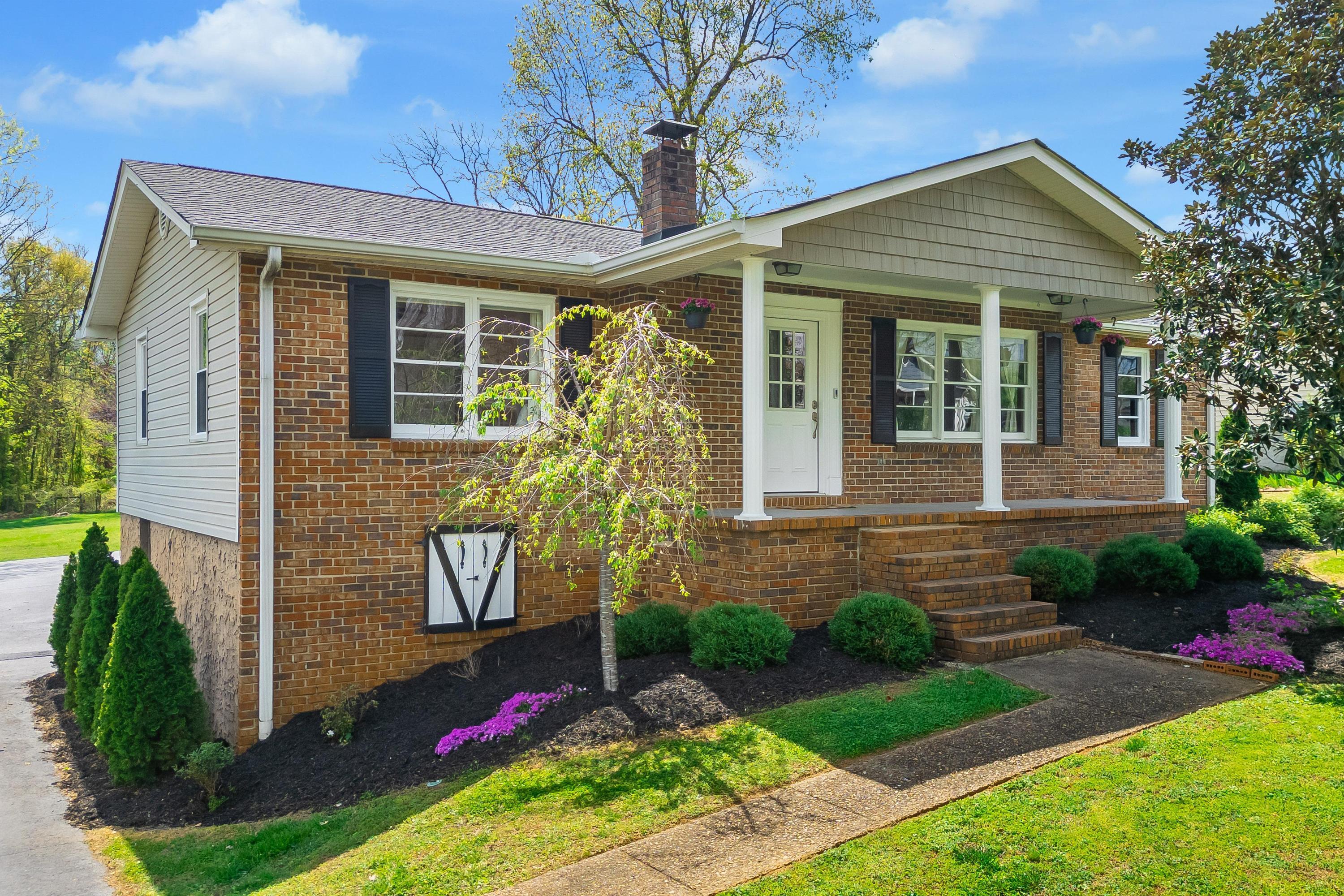 2418 Crescent Club Drive