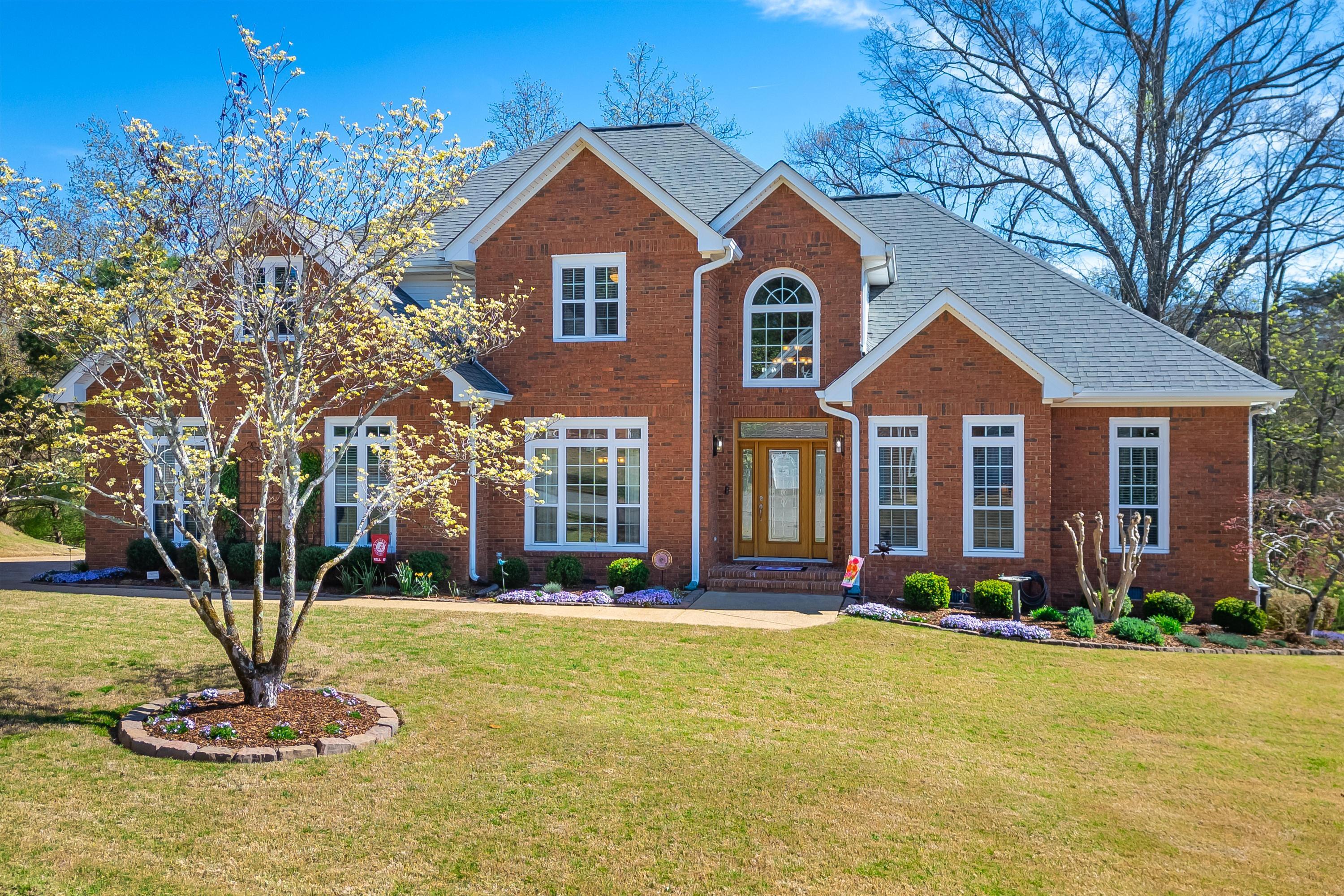 2007 Bay Pointe Drive