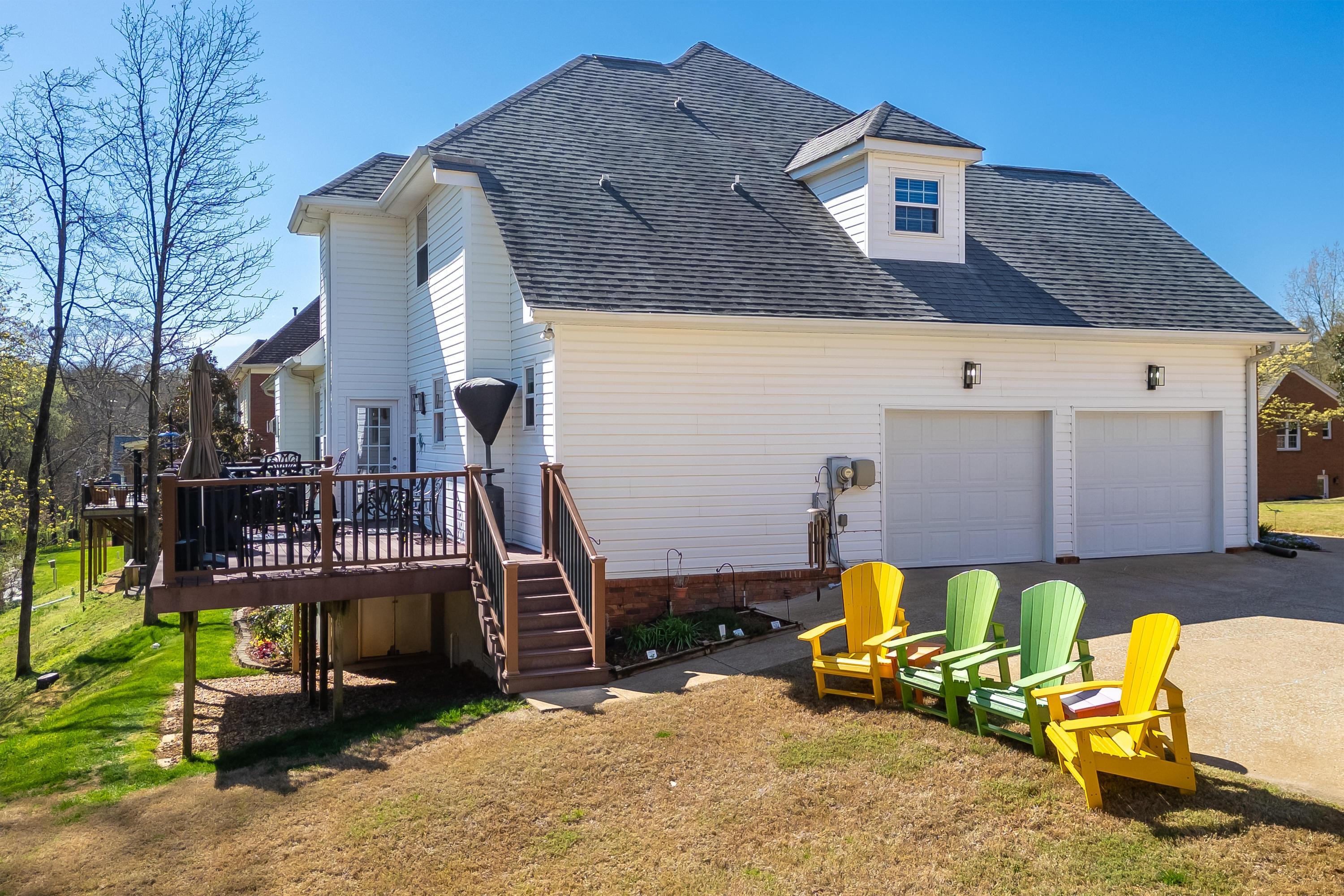 2007 Bay Pointe Drive