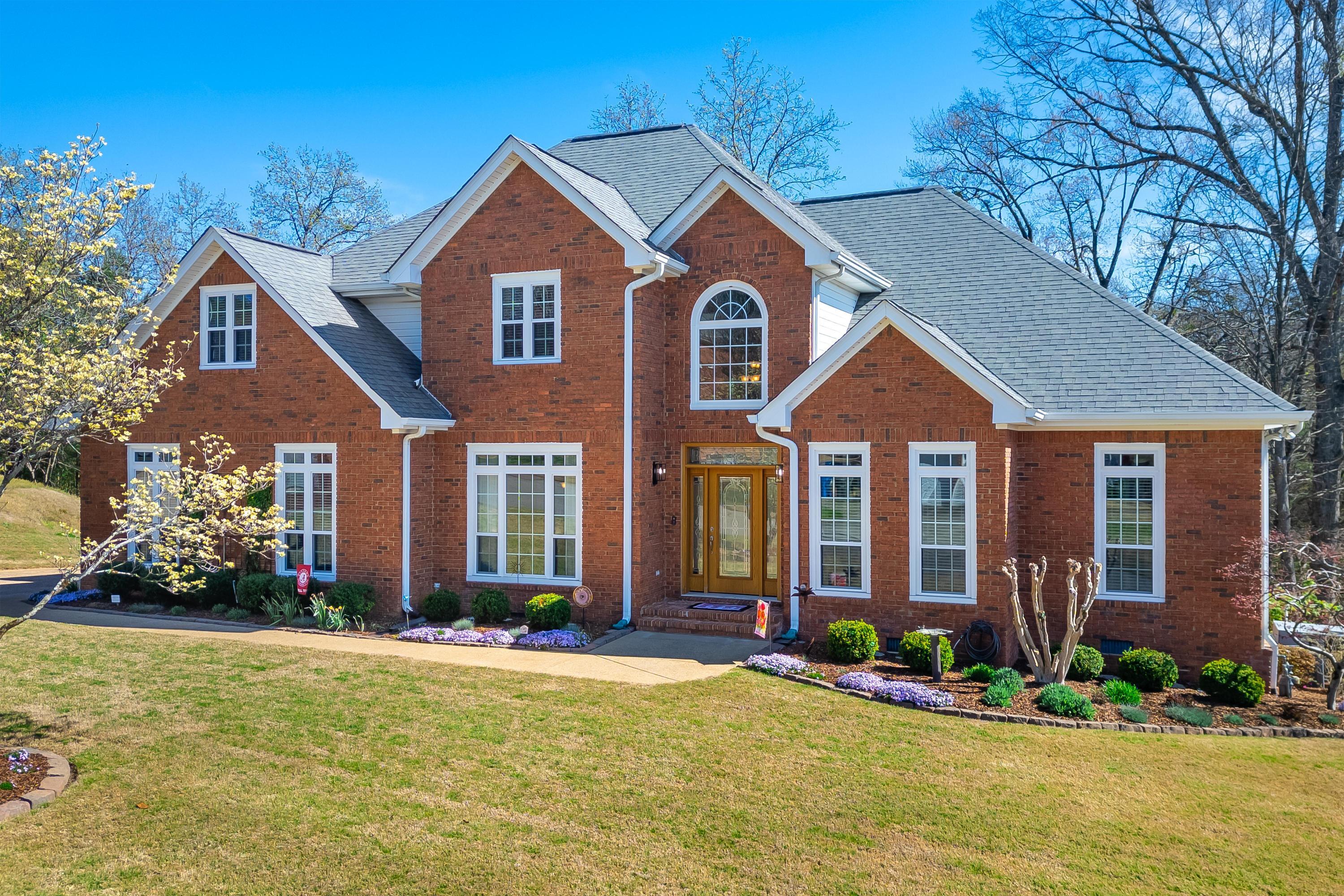 2007 Bay Pointe Drive