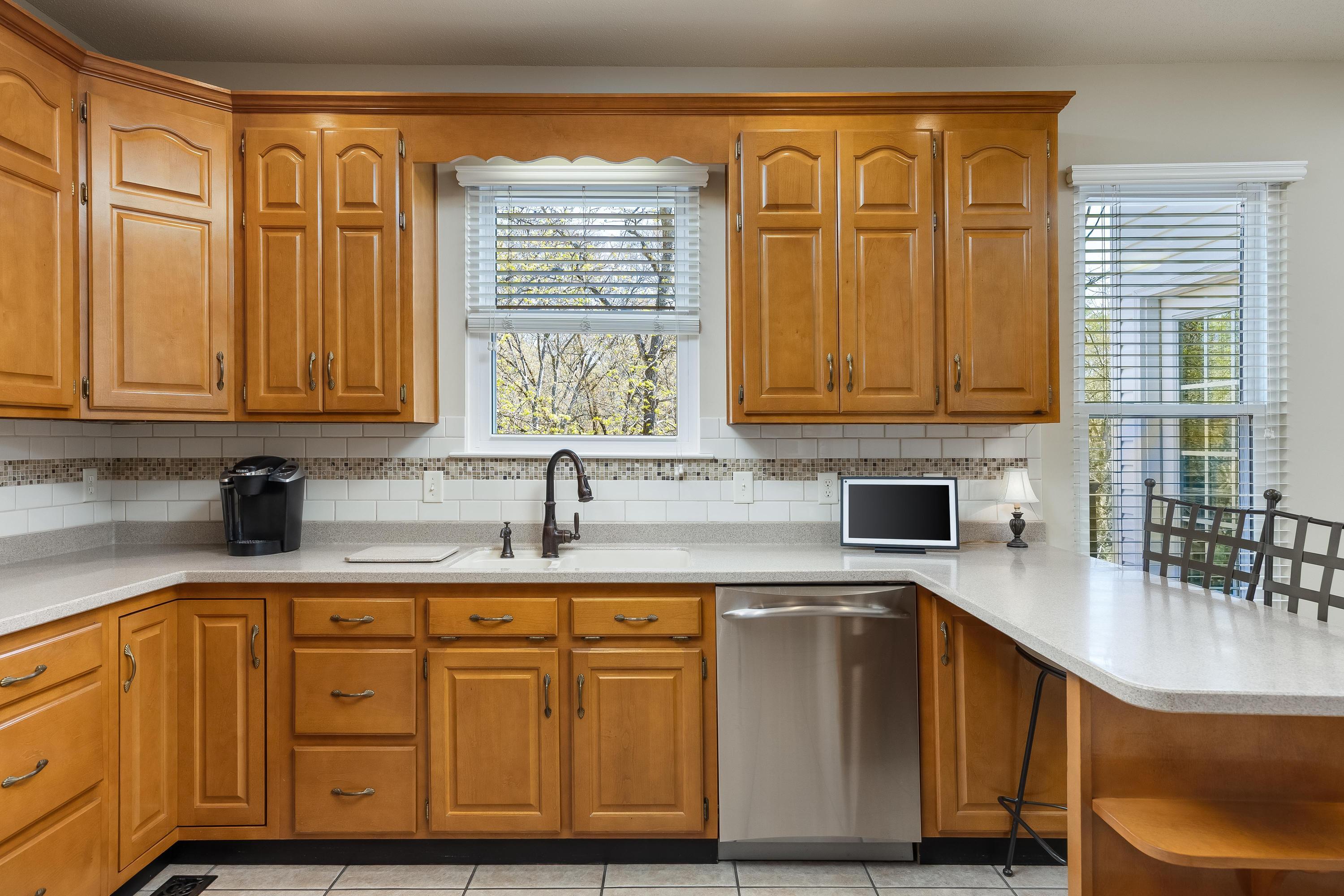 2007 Bay Pointe Drive