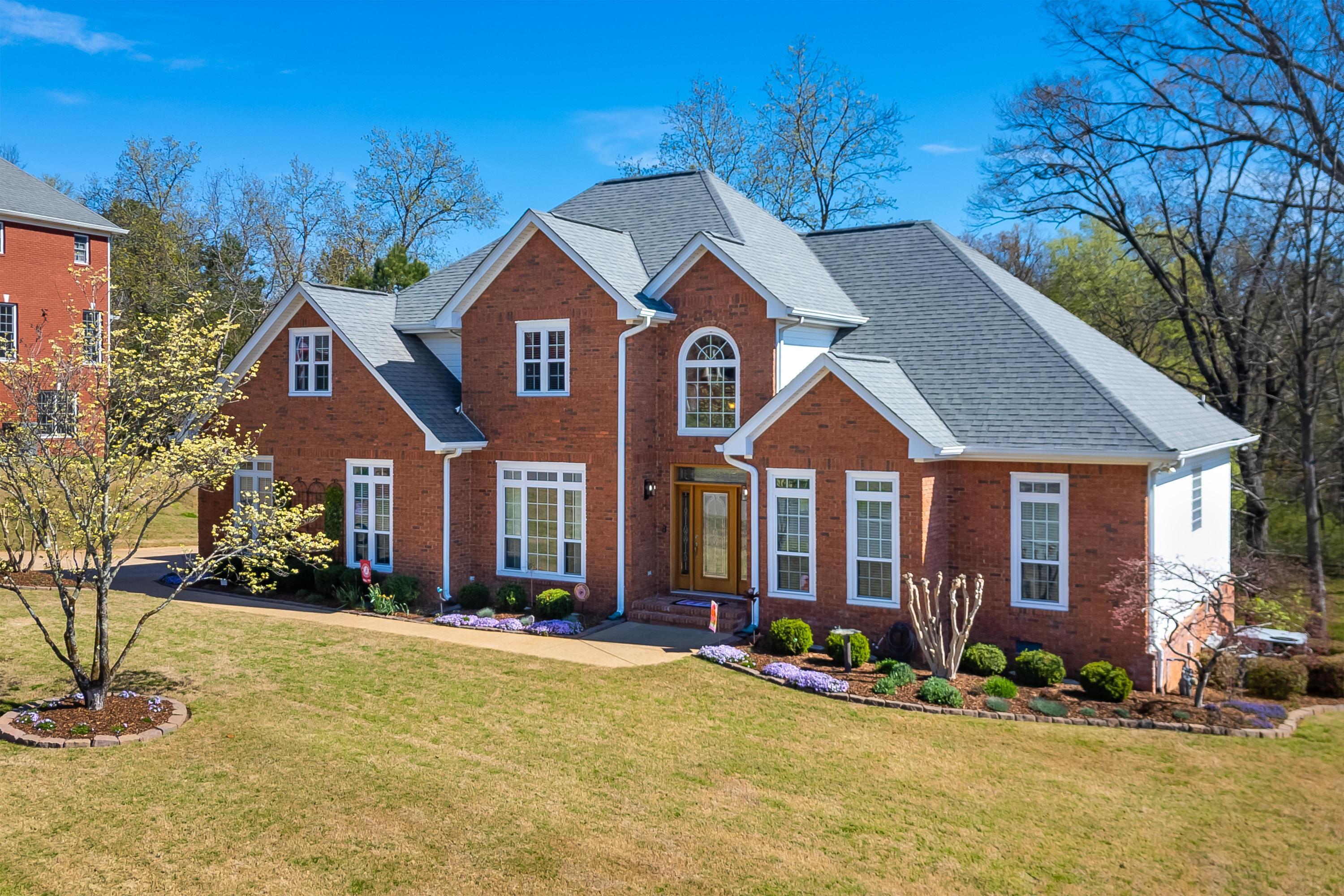2007 Bay Pointe Drive