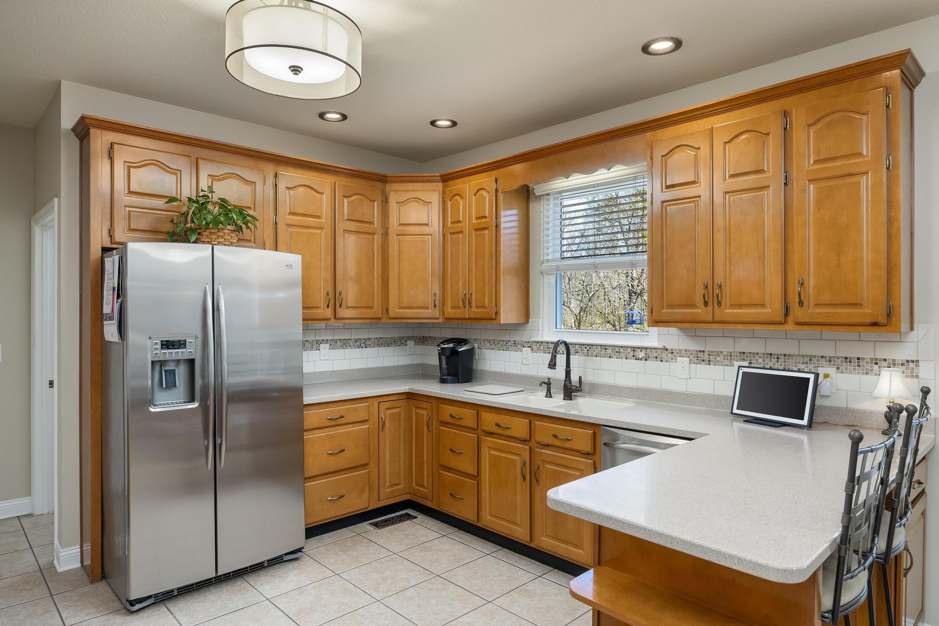 2007 Bay Pointe Drive