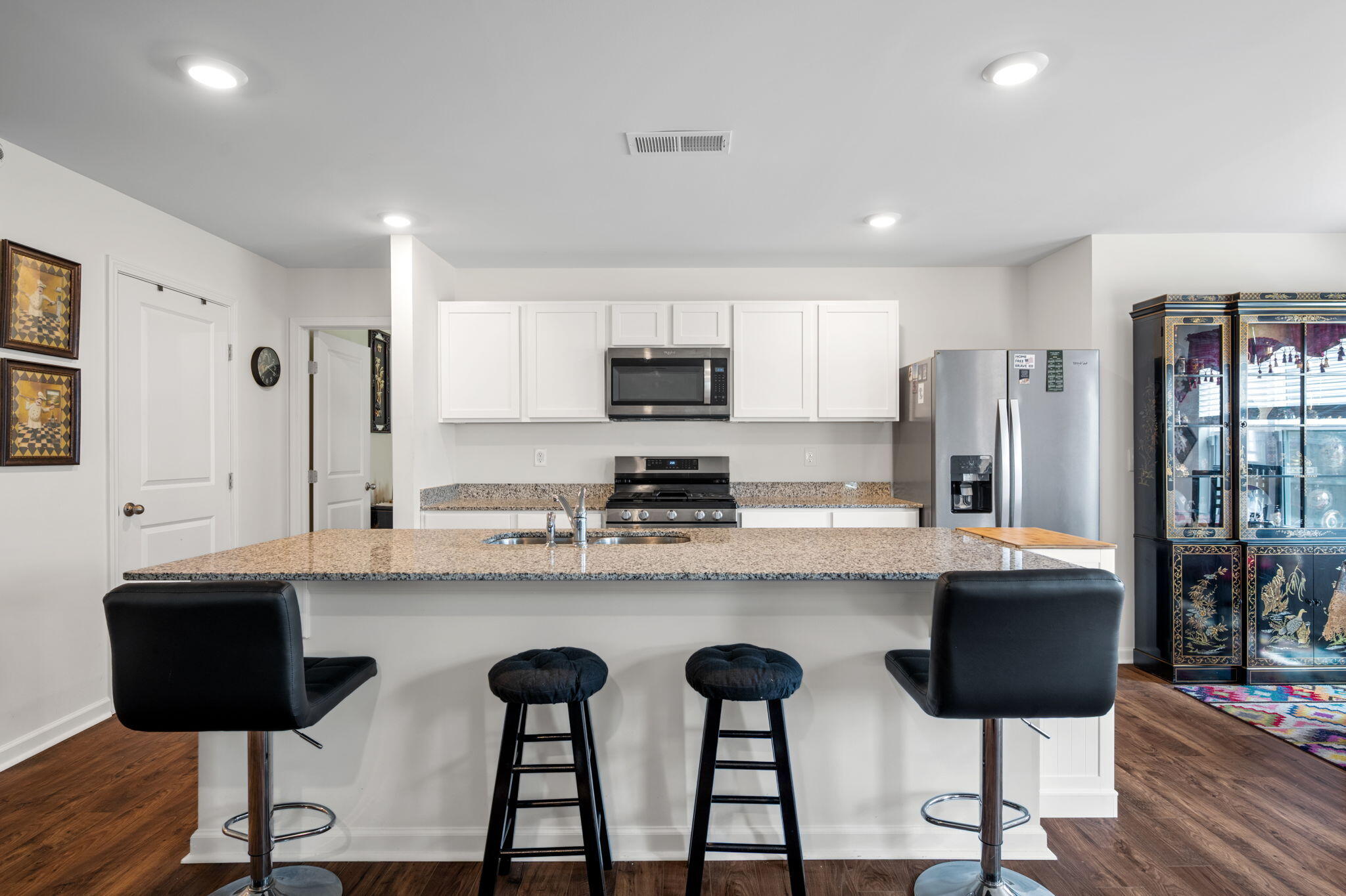 77 Quarter Street