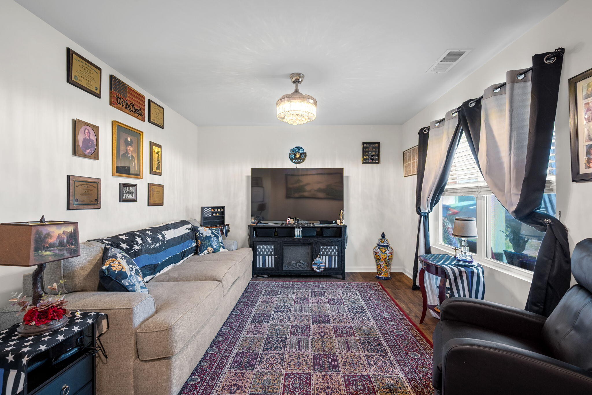 77 Quarter Street