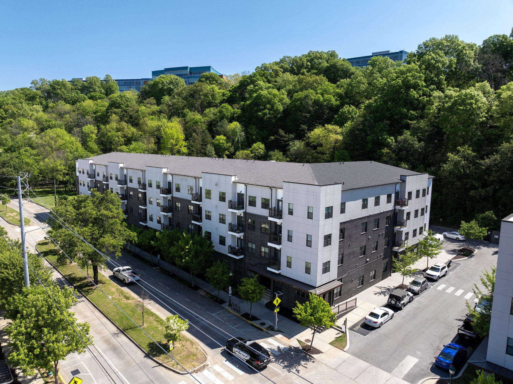 782 Riverfront Parkway, 416