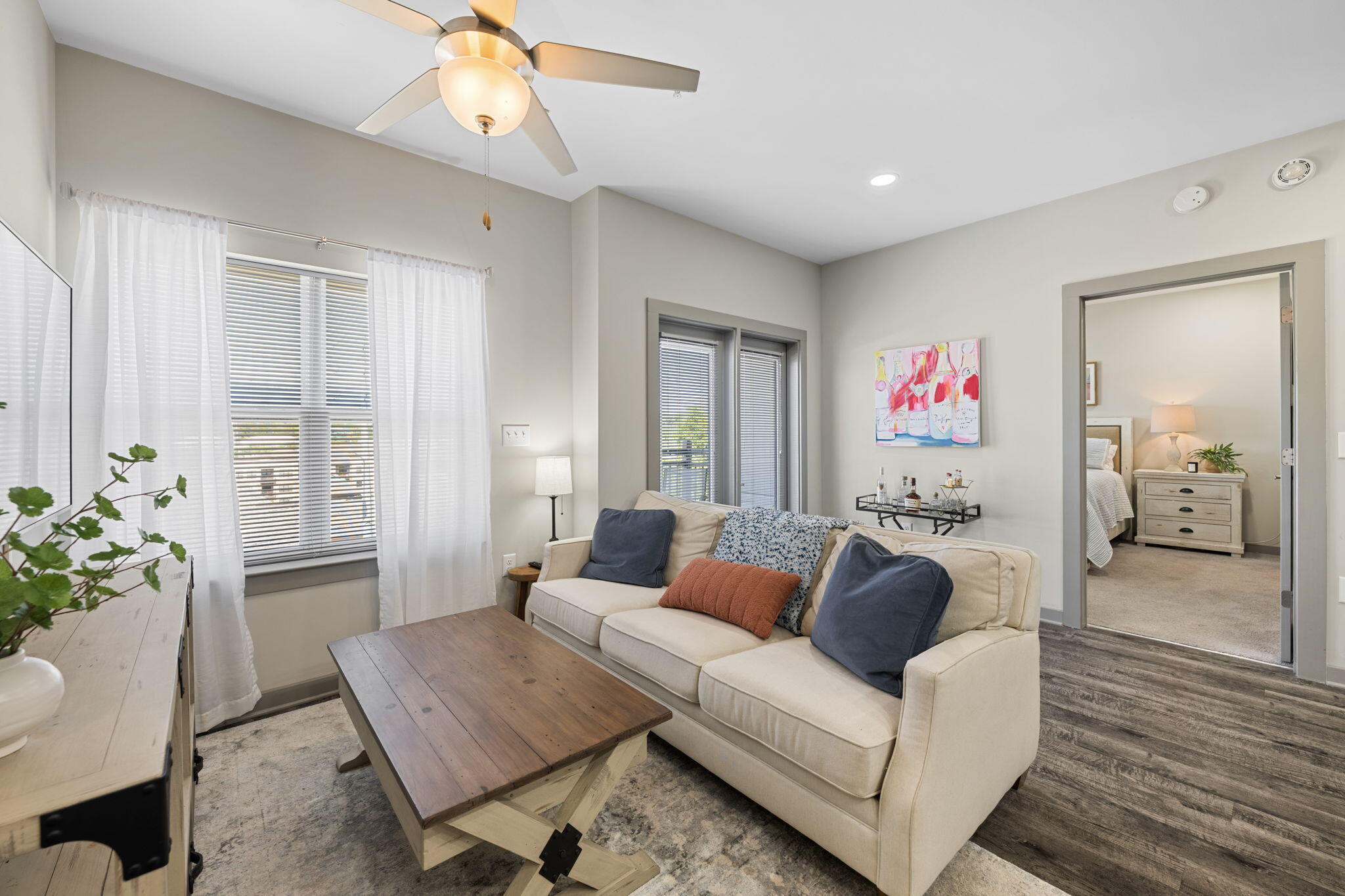 782 Riverfront Parkway, 416