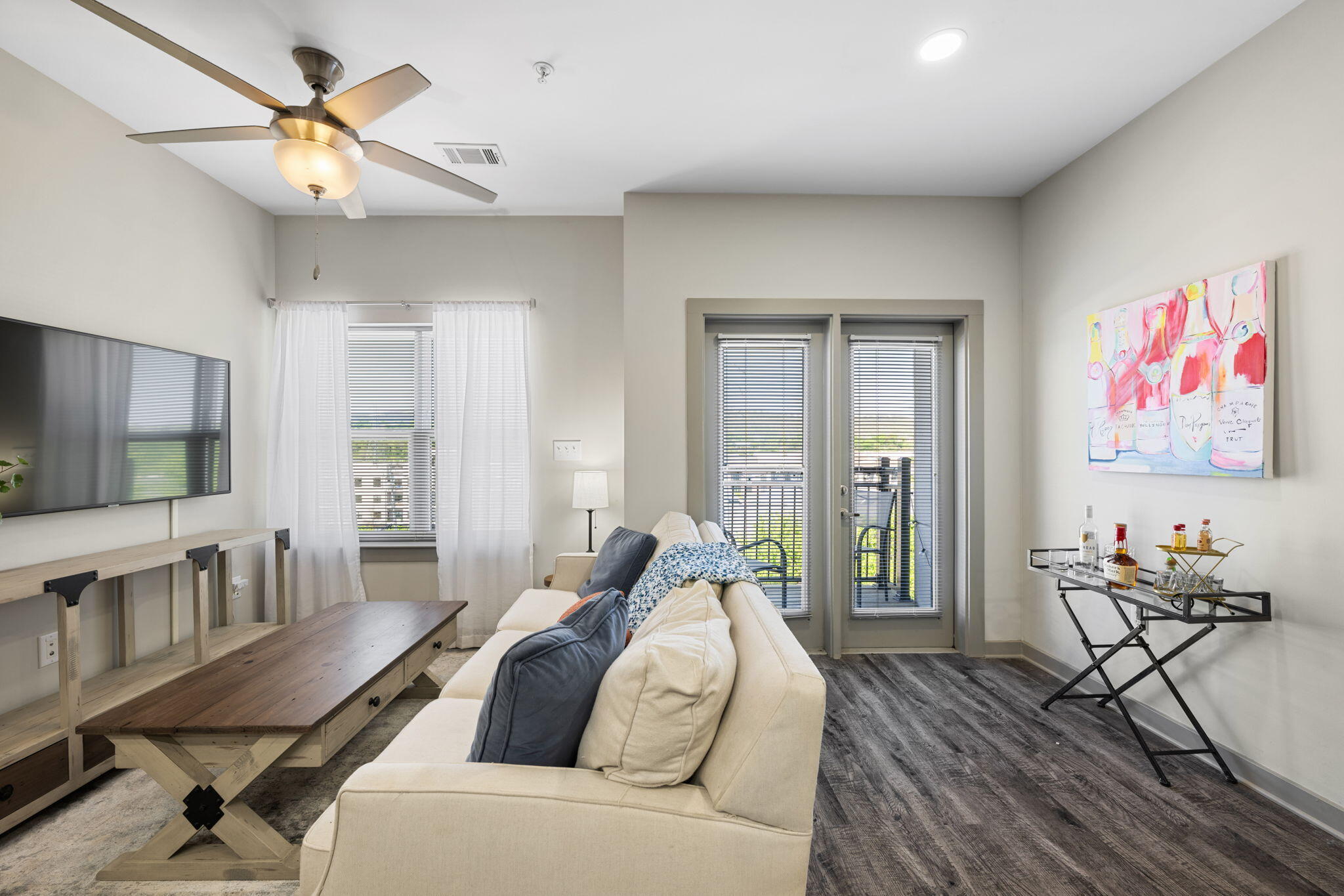 782 Riverfront Parkway, 416