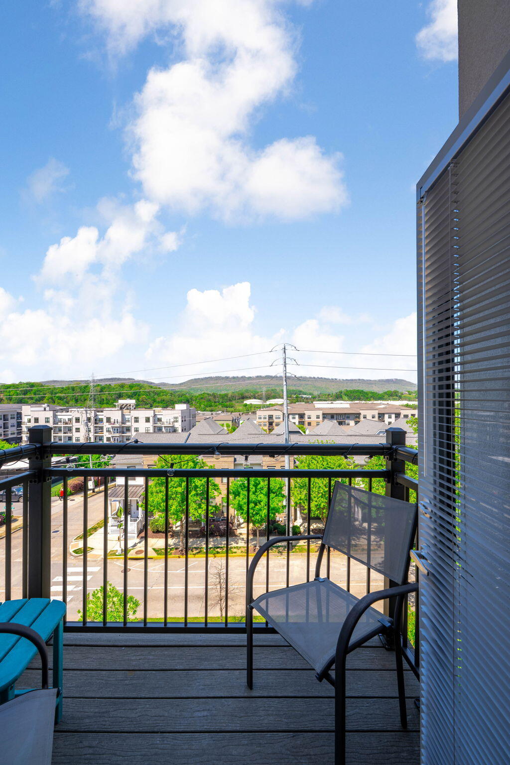 782 Riverfront Parkway, 416