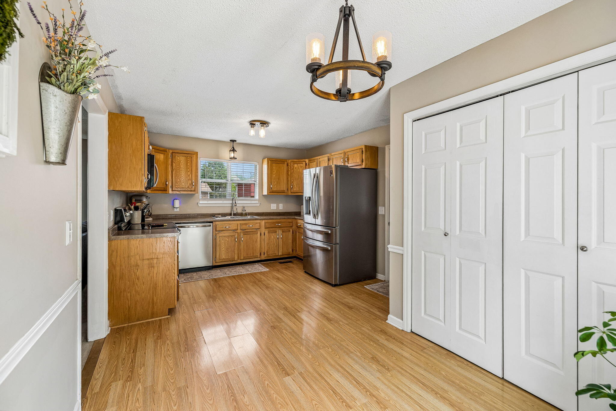 8332 Hamilton Oaks Drive
