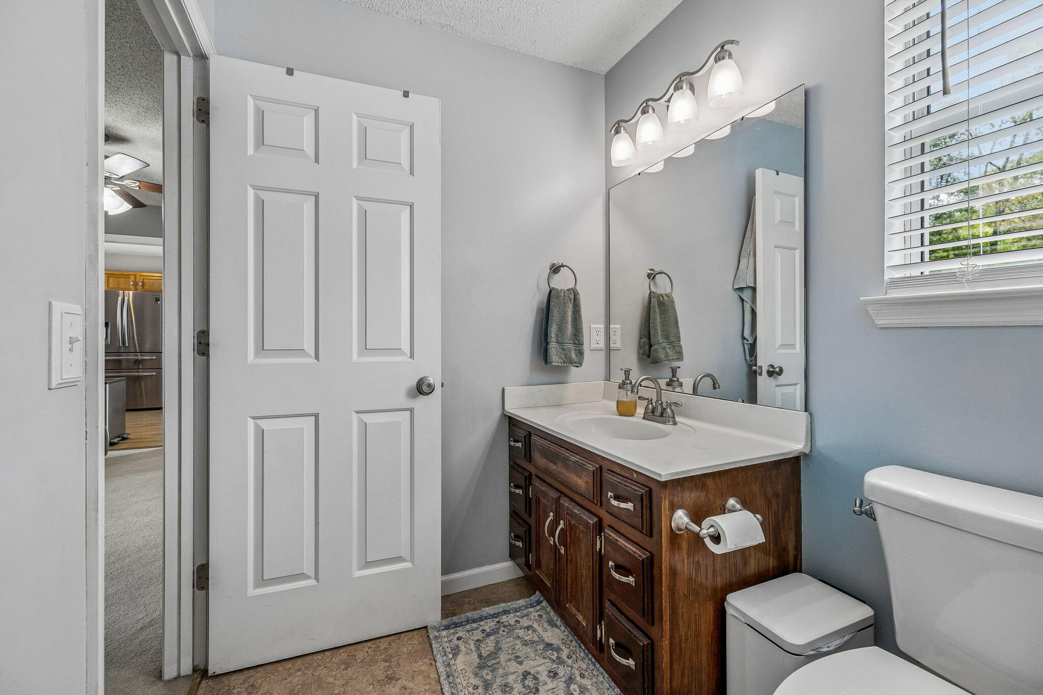 8332 Hamilton Oaks Drive