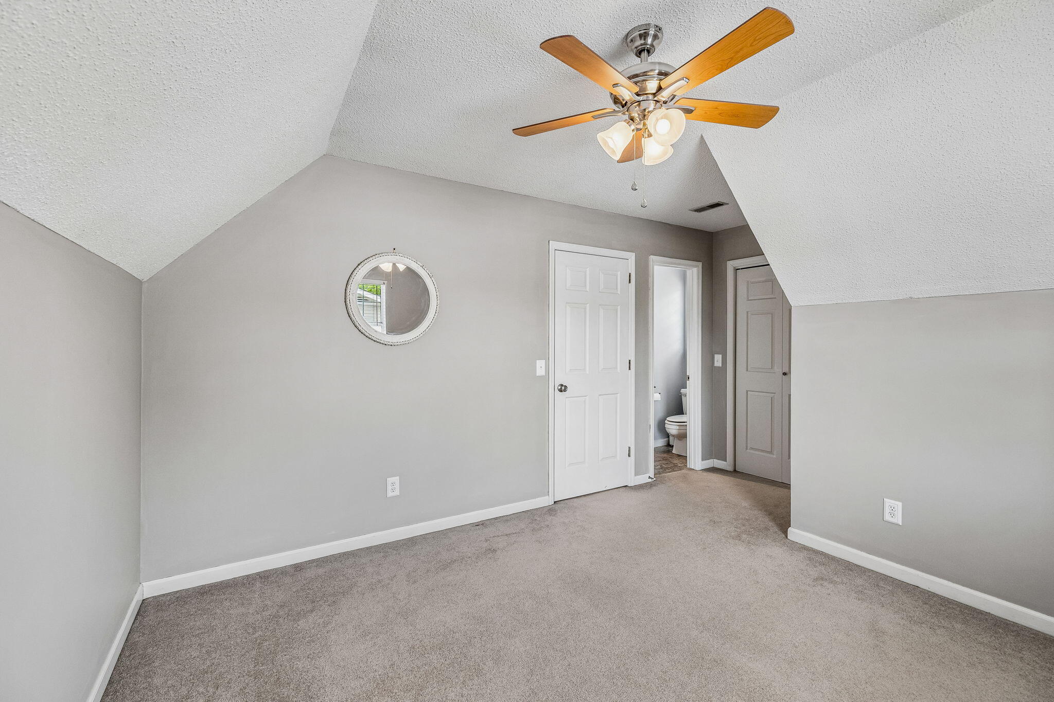 8332 Hamilton Oaks Drive
