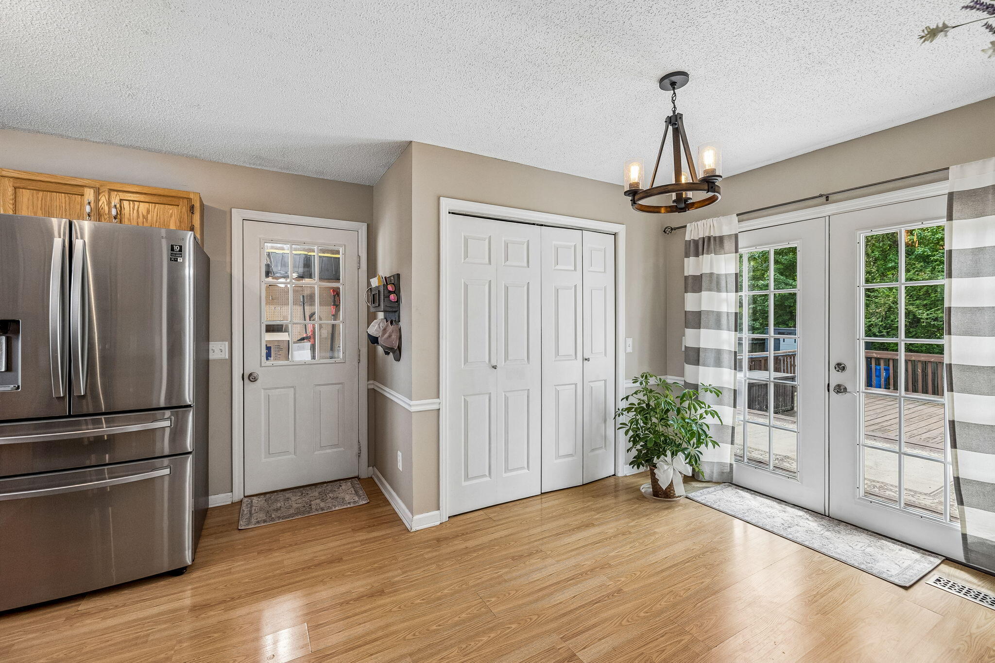8332 Hamilton Oaks Drive