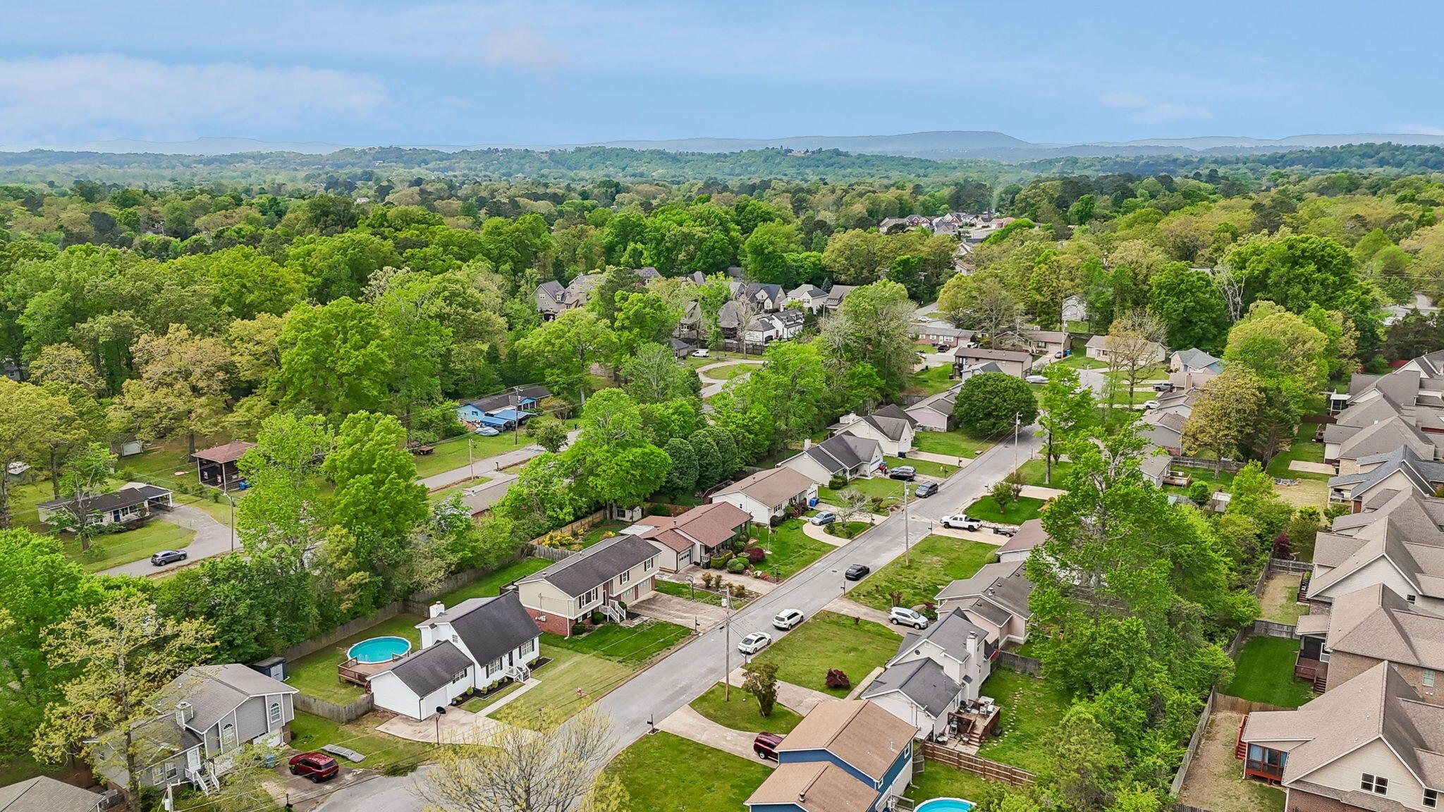 8332 Hamilton Oaks Drive