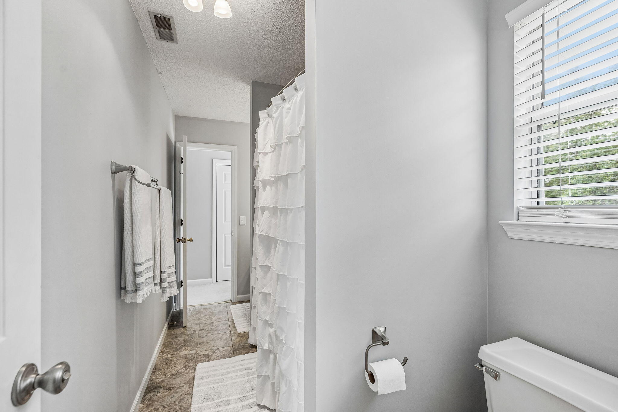 8332 Hamilton Oaks Drive