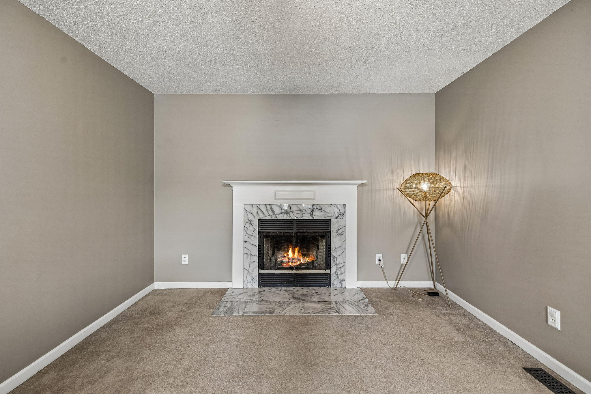 8332 Hamilton Oaks Drive
